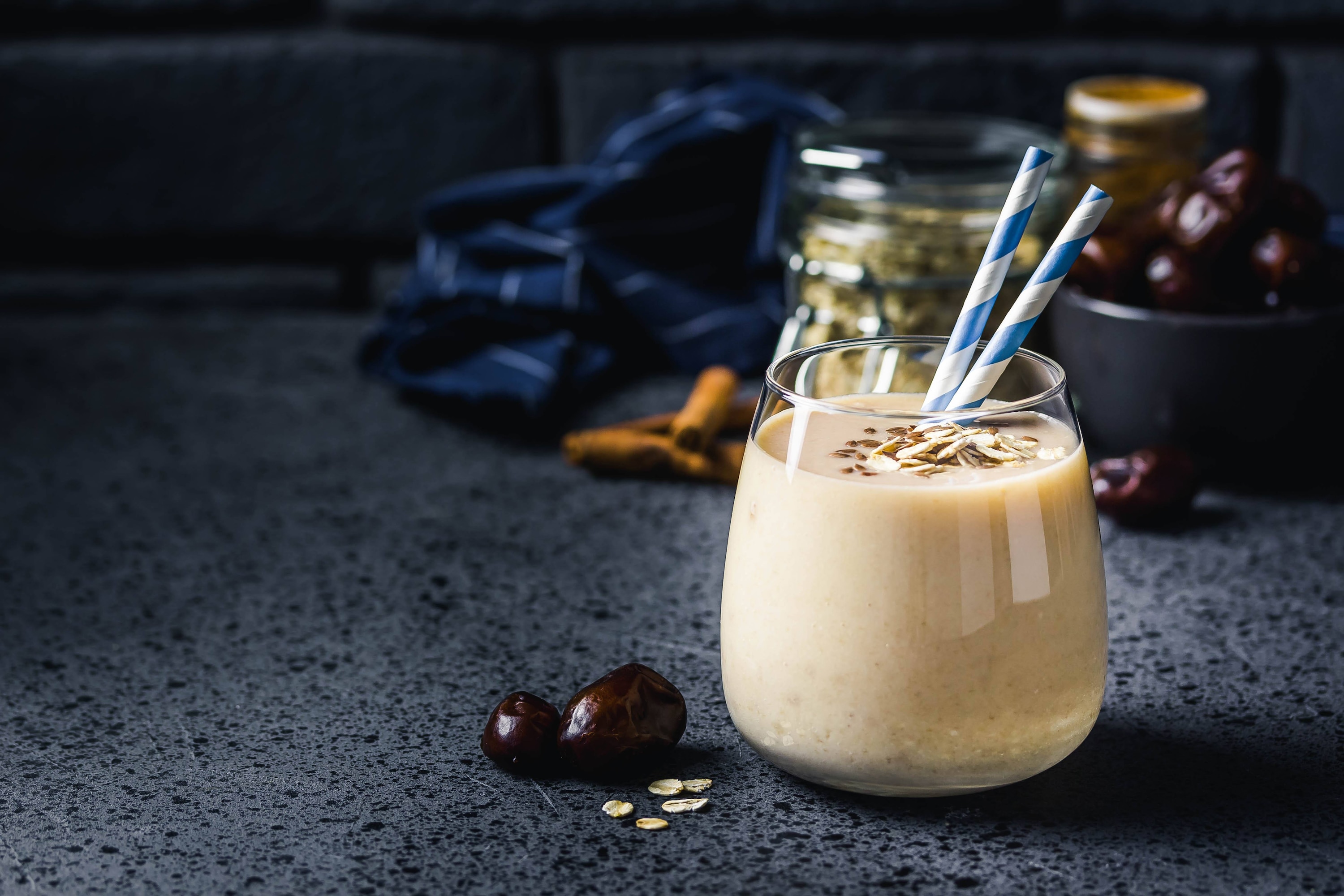 Peanut Butter & Date Smoothie