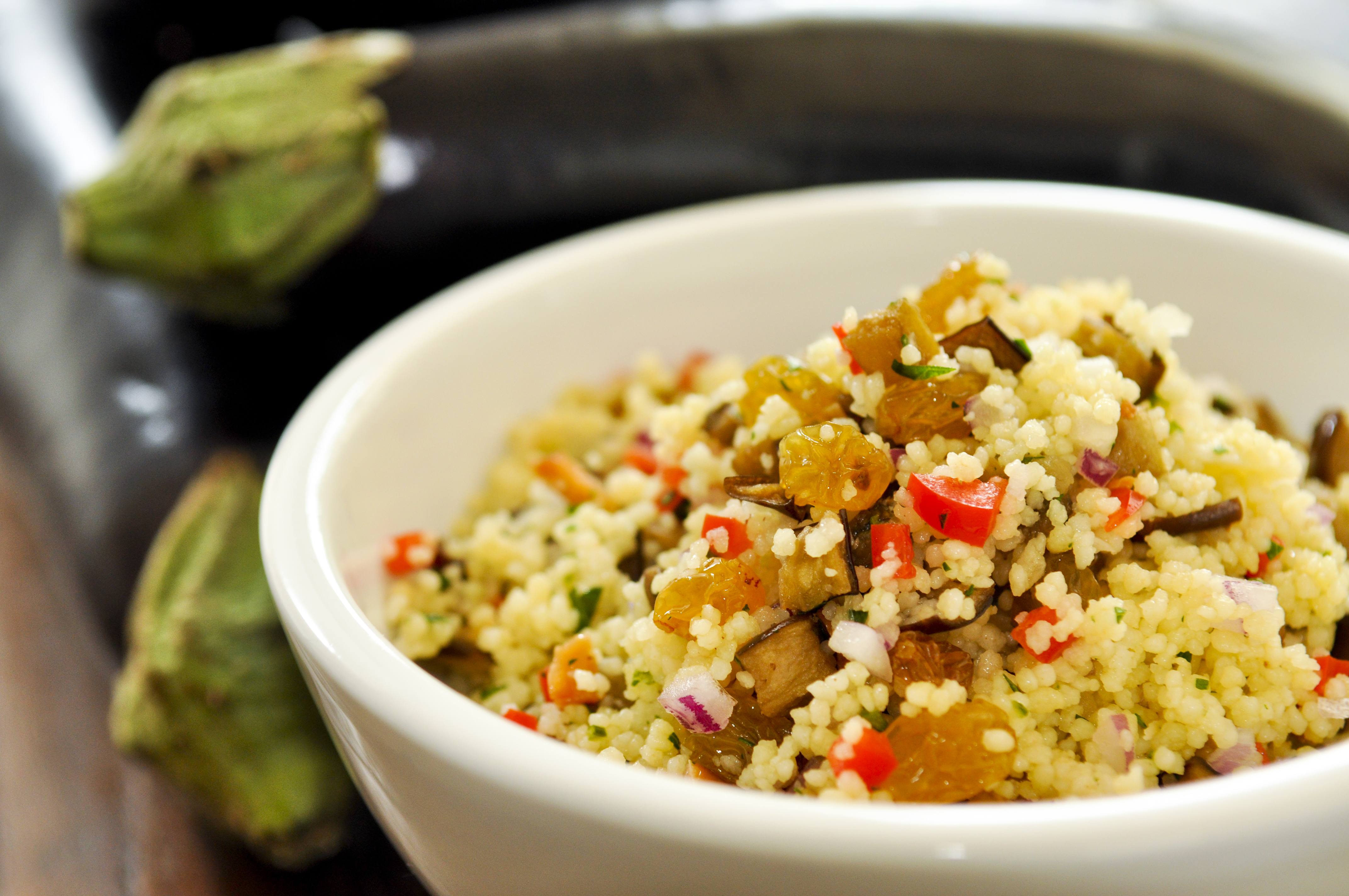 Couscous marroquino com berinjela assada