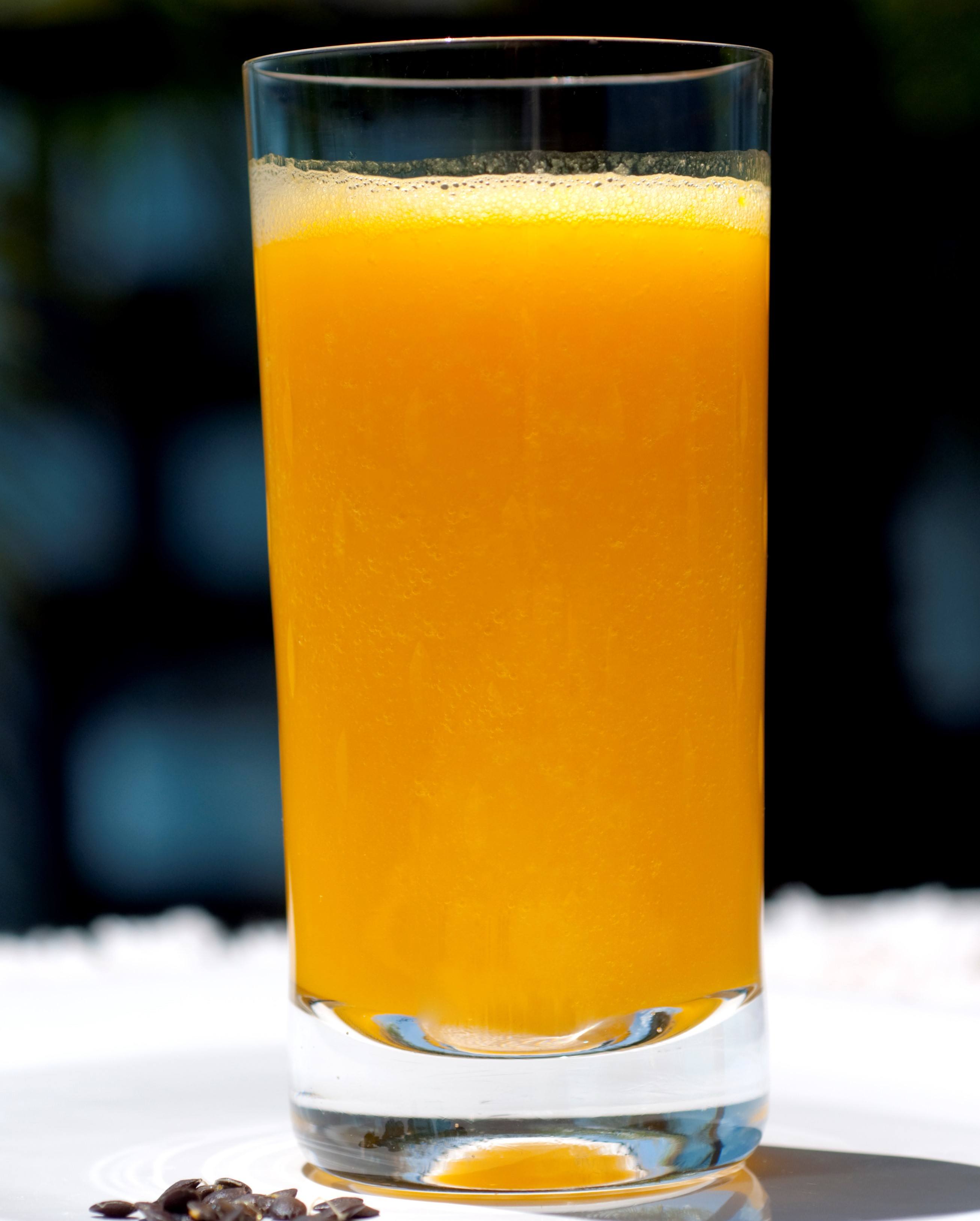 Suco de manga, maracujá e gengibre