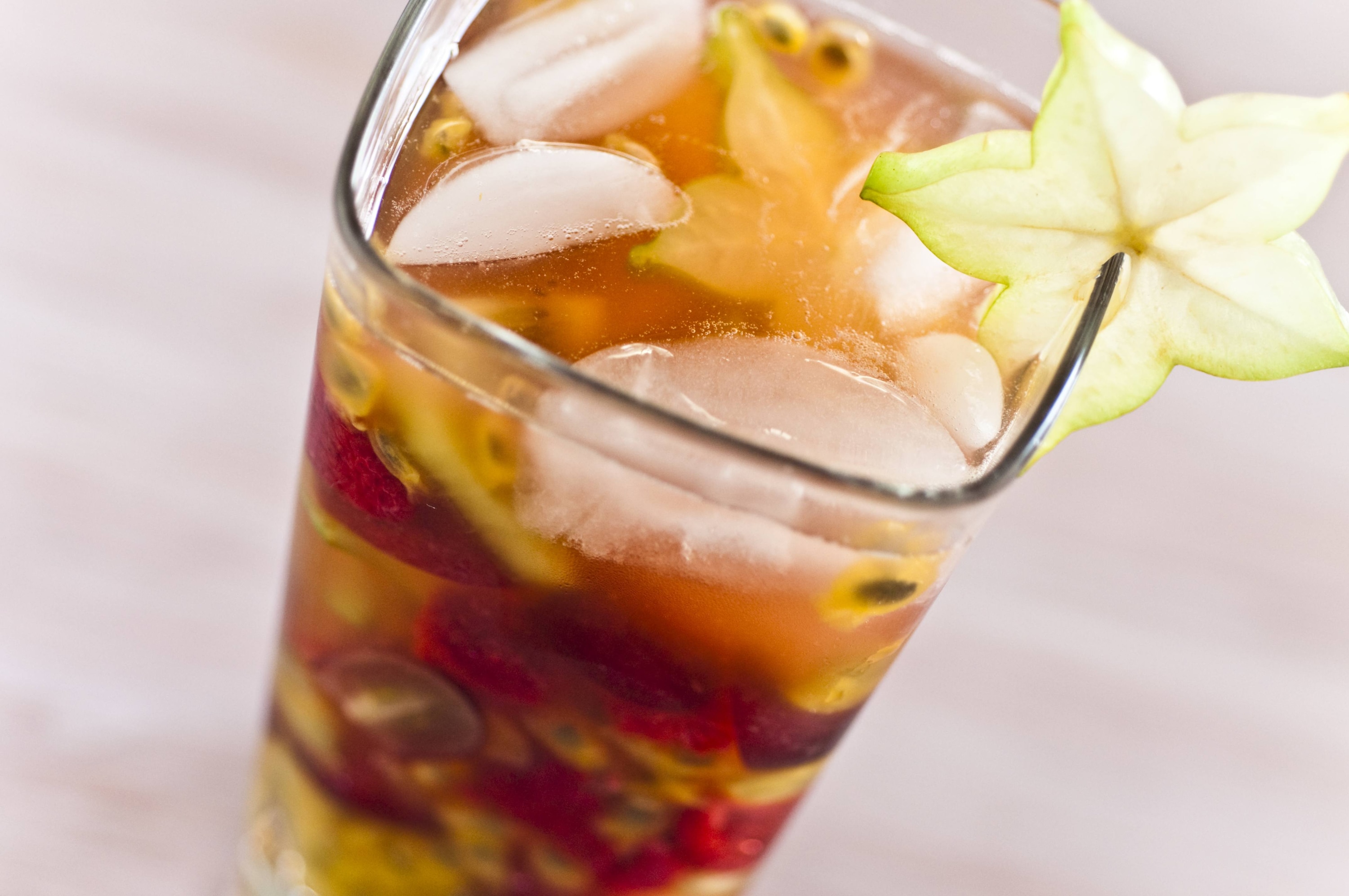 Coquetel de frutas sem álcool