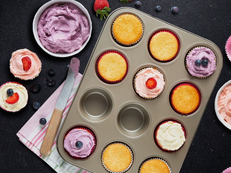 Vanilla Cupcakes With Butter Icing