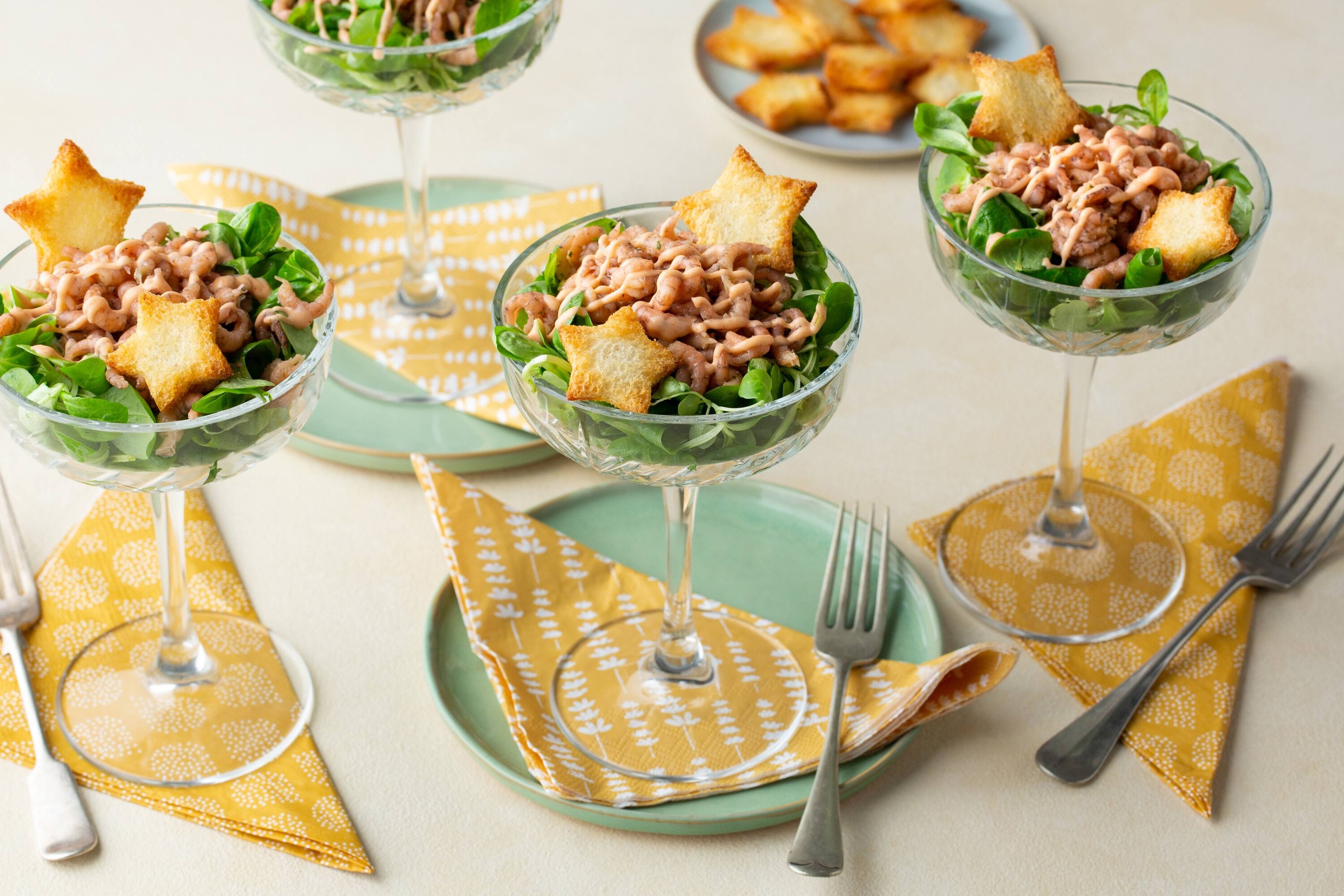 Hollandse garnalen salade met kerstcroutons