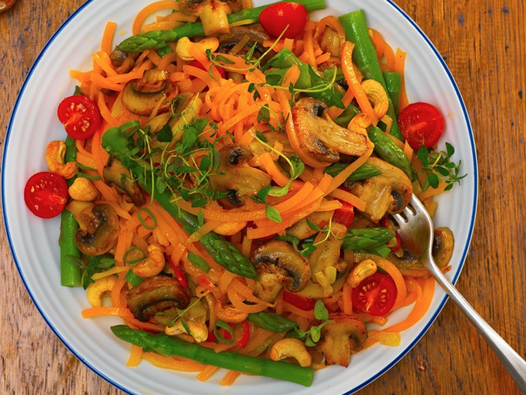Mushroom And Asparagus Vegan Pasta With Mushrooms And Cashews