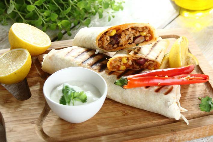 Chili con carne tortillában