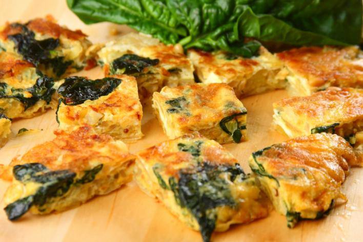 Spenótos, fenyőmagos tortilla 45 Minutes  recipe