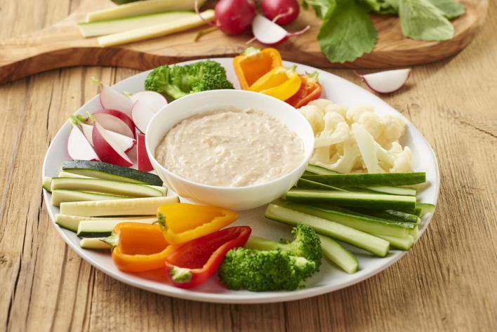 Friss zöldségrudak túrós majonézes mártogatóssal 20 Minutes  recipe