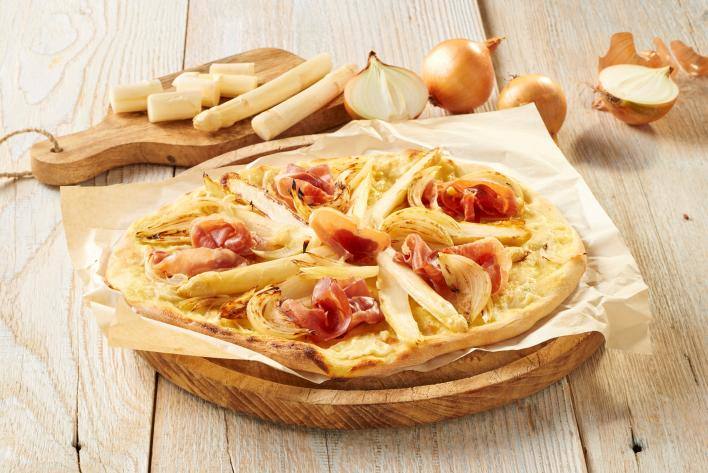 Fehér pizza hollandi mártással