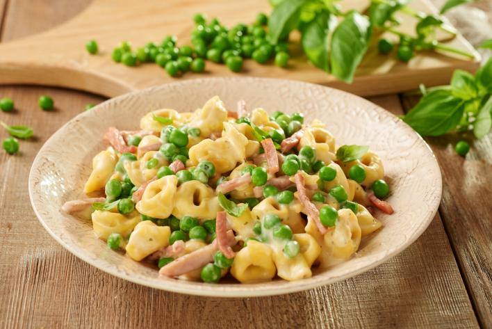 Tortellini carbonara szósszal