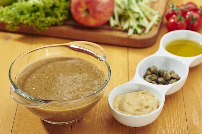 Kapribogyós, mustáros vinaigrette