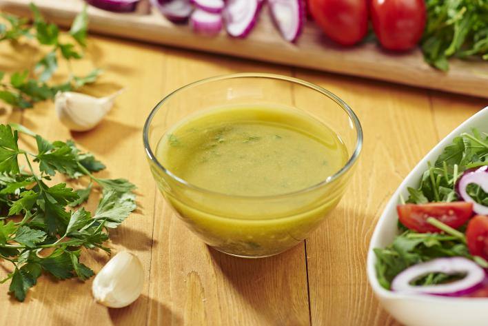 Egyszerű mustáros vinaigrette