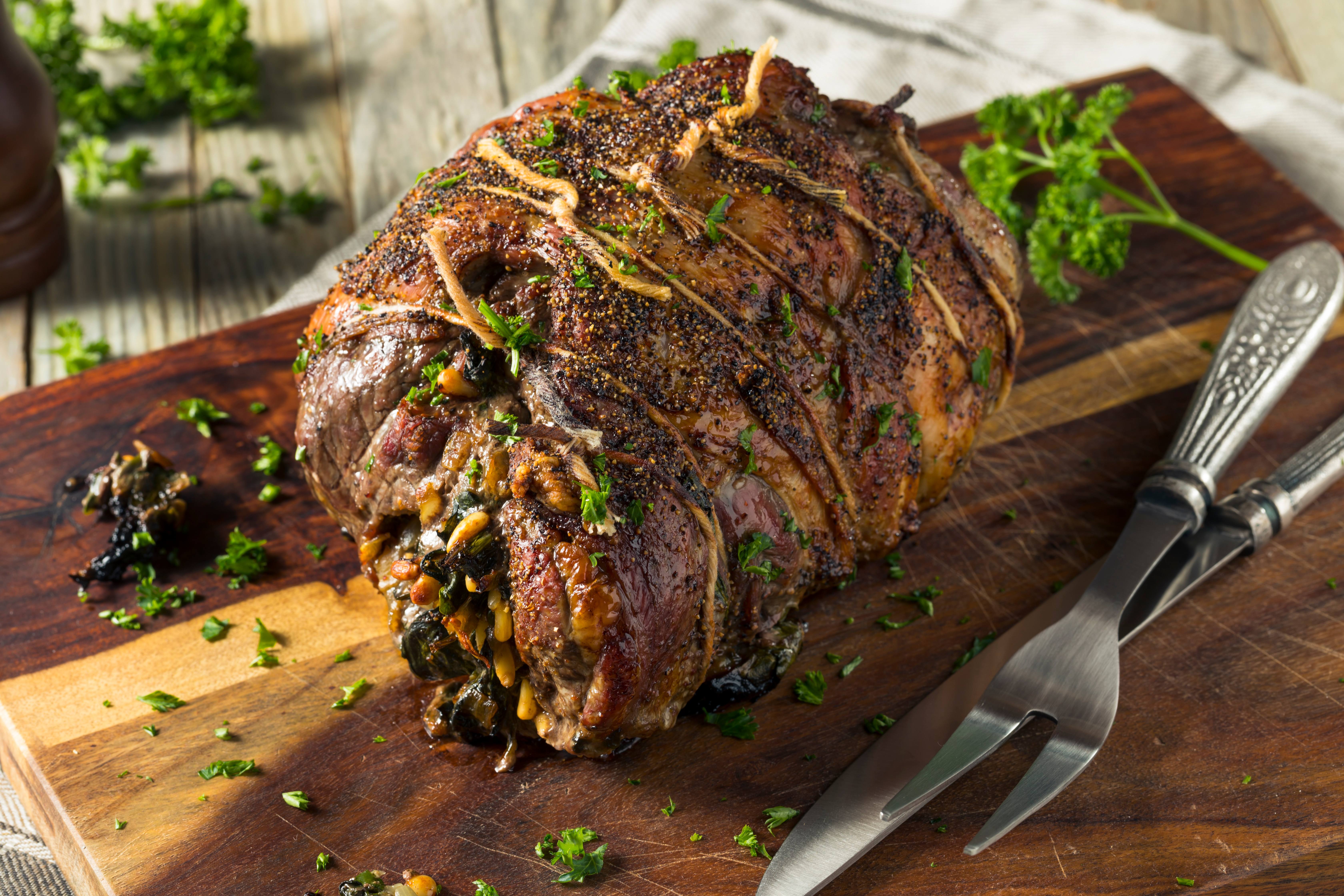 Grillezett töltött bárány