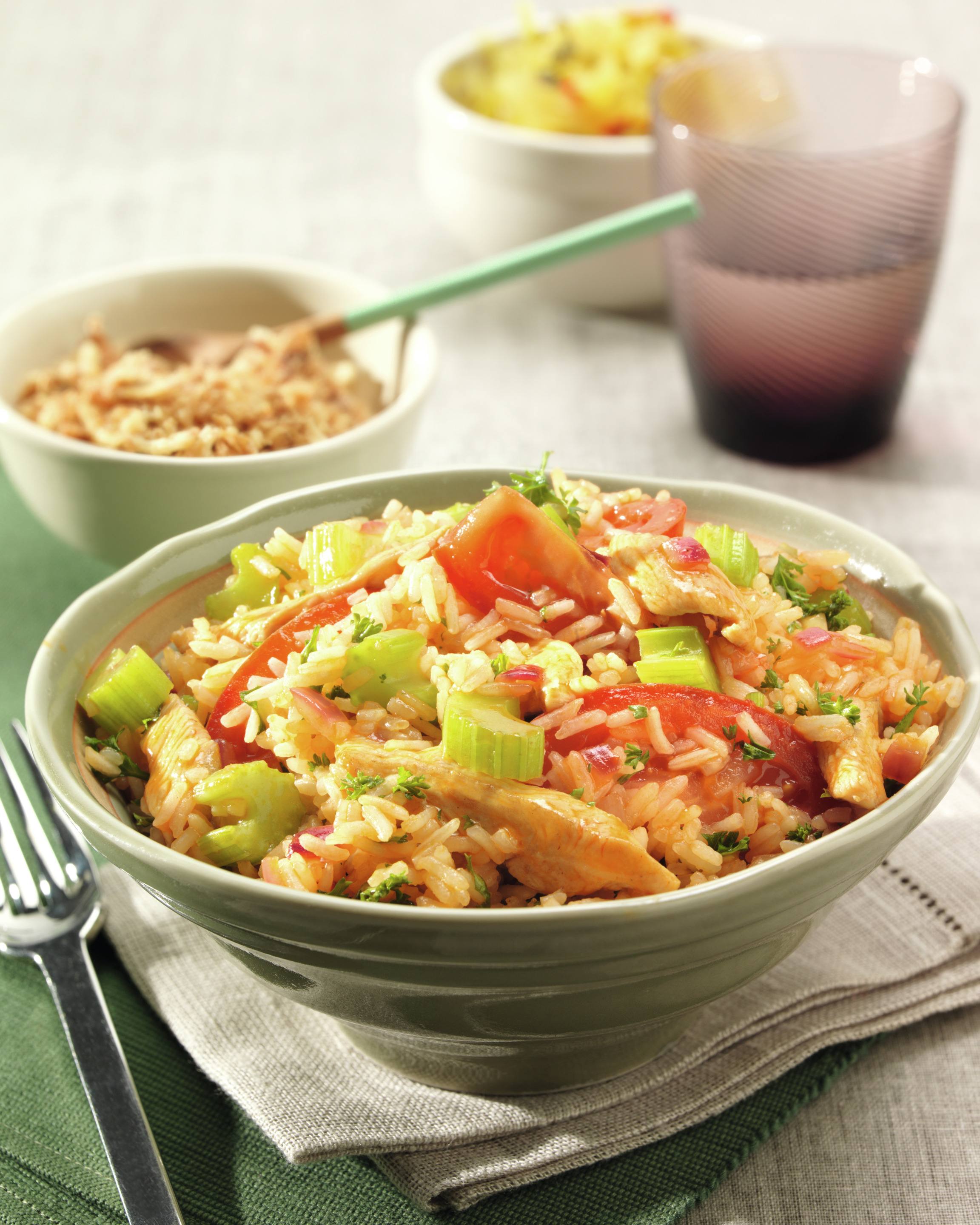 Sweet & sour kip met rode ui bleekselderij en rijst