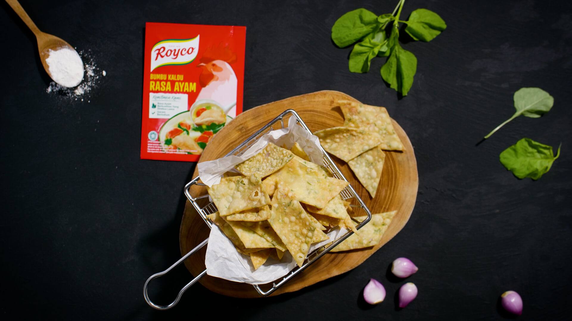 keripik bawang bayam