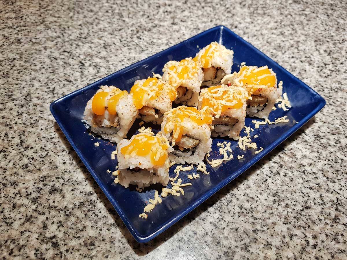 Resep Sushi Roll isi Ayam Goreng Spicy Mayo