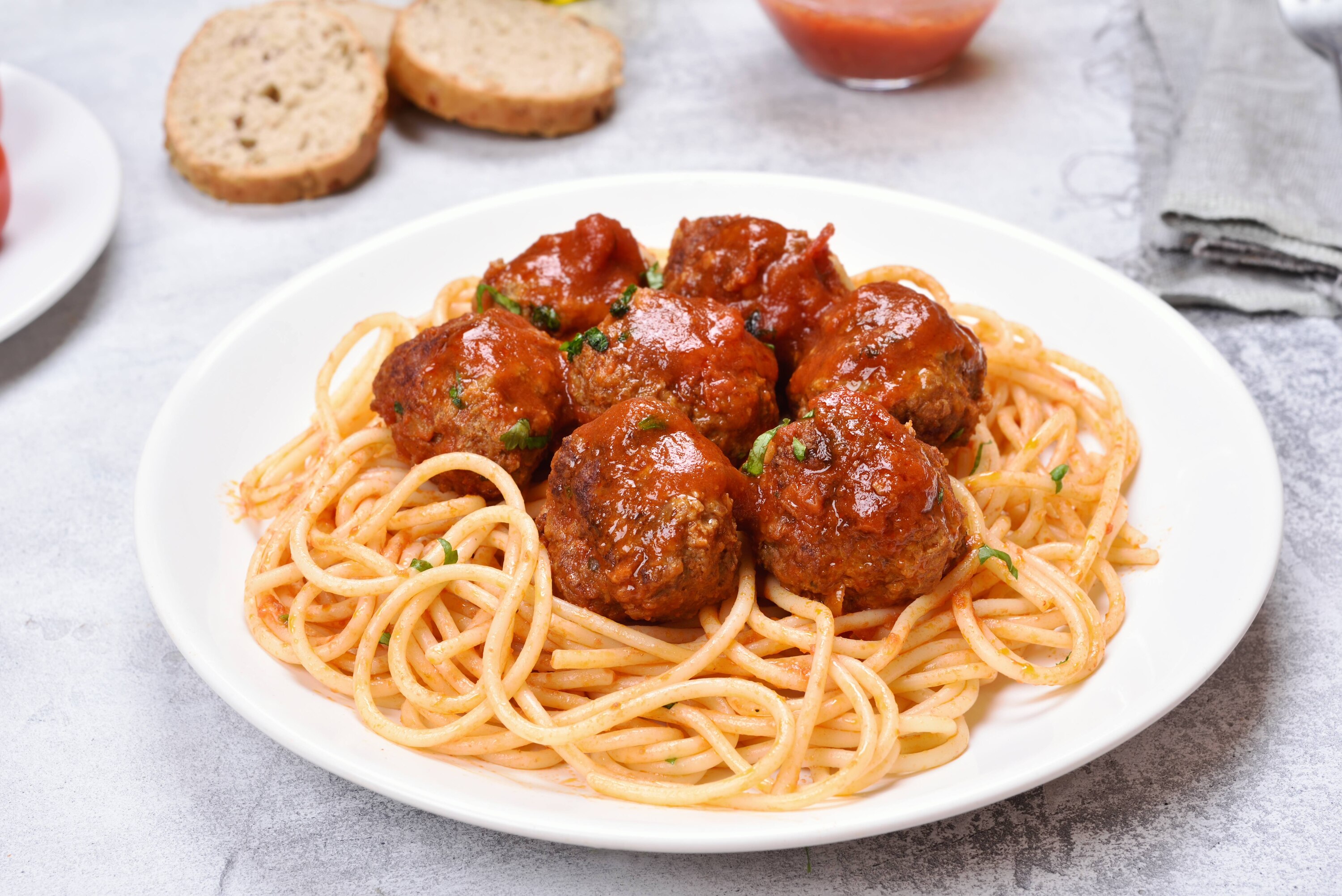 Espaguetis con Albóndigas de Pollo 30 Minutes  recipe