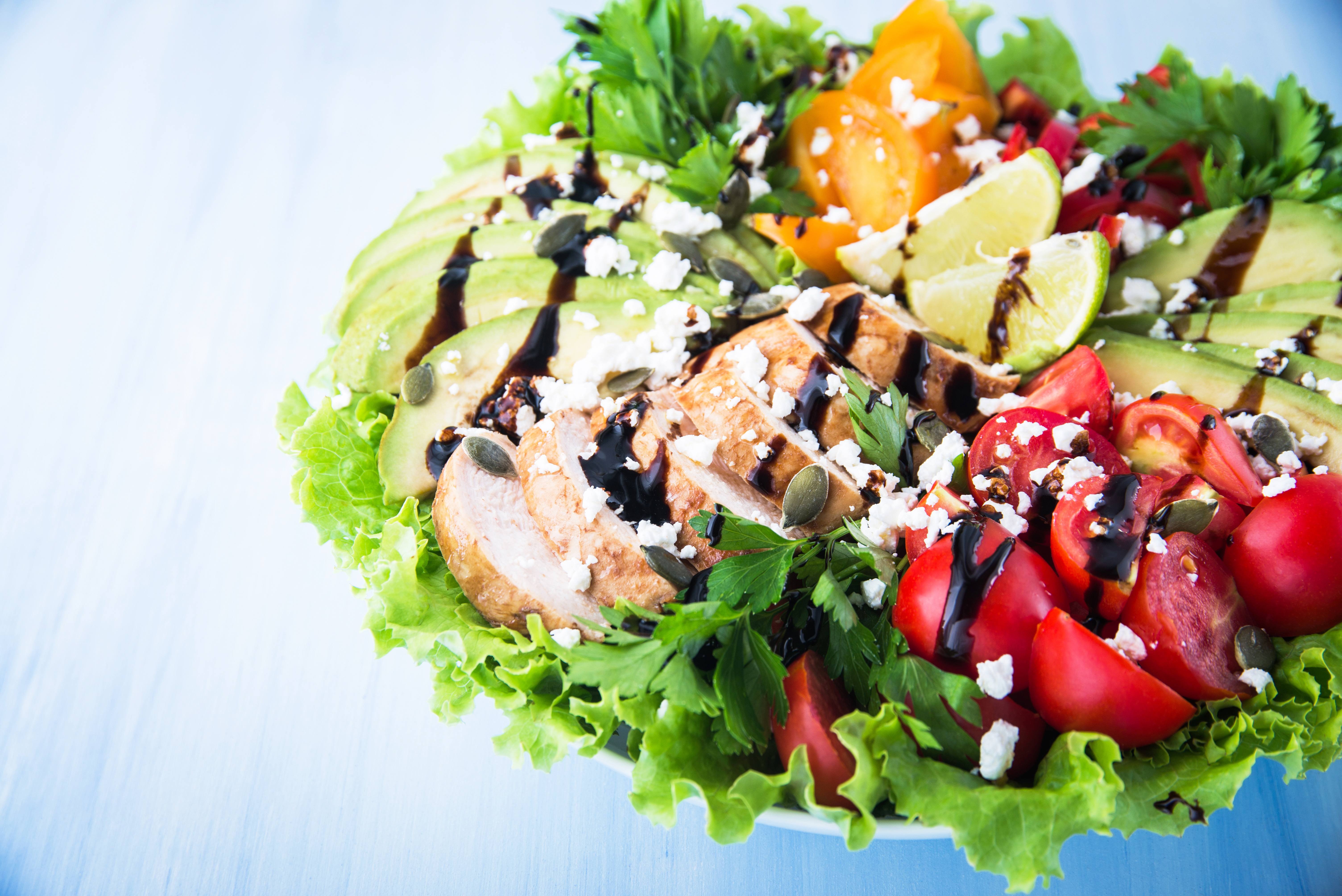 ensalada-con-aderezo-balsámico