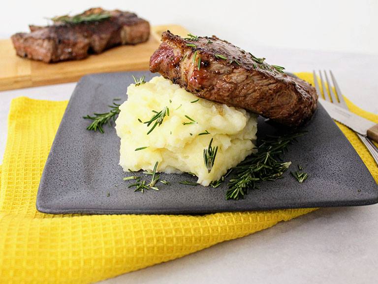 Aromat Rosemary Steak 40 Minutes  recipe