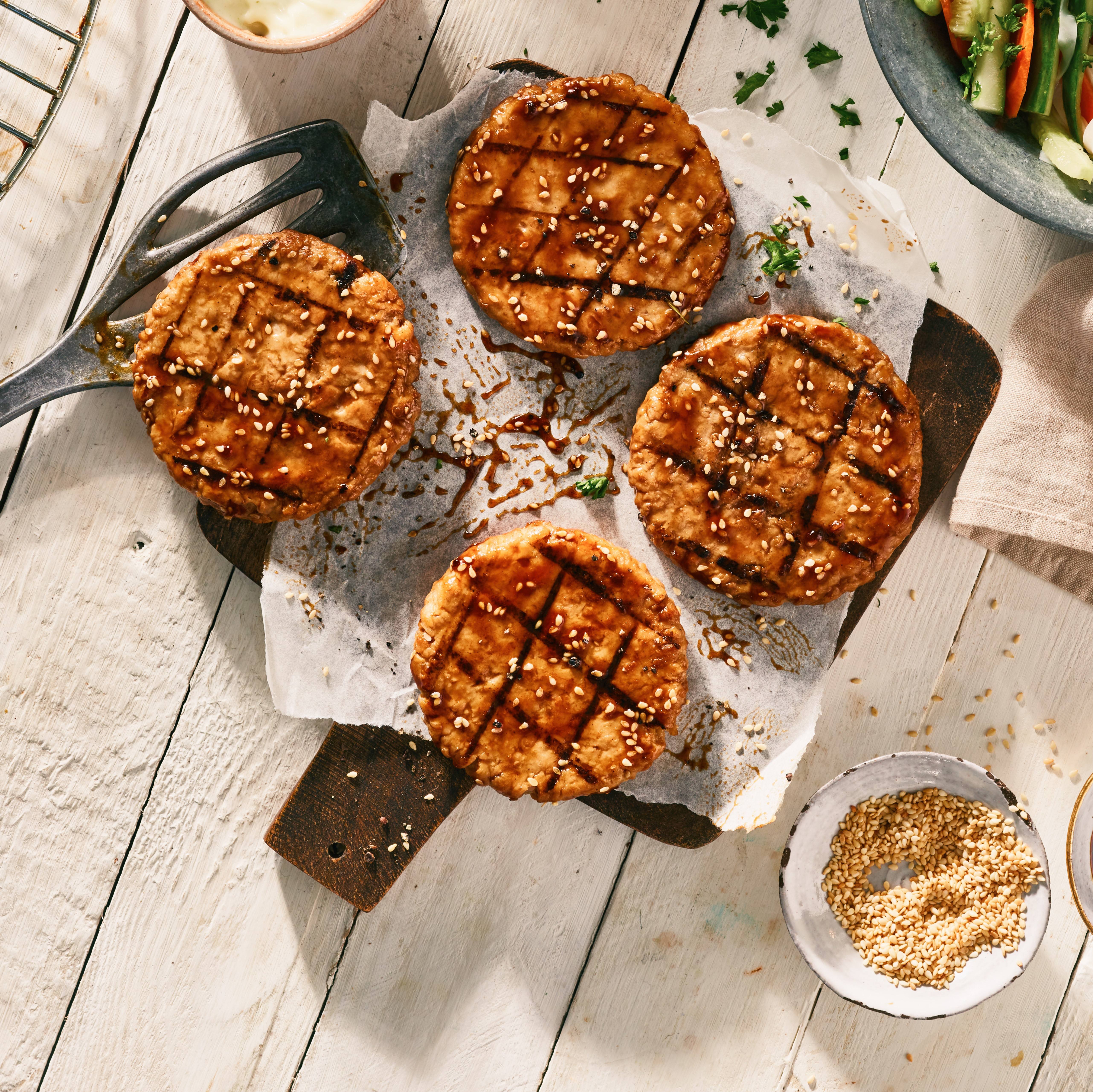 The Vegetarian Butcher - Vegane BBQ Sieht-Chick-aus Burger mit Sesam-Crunch