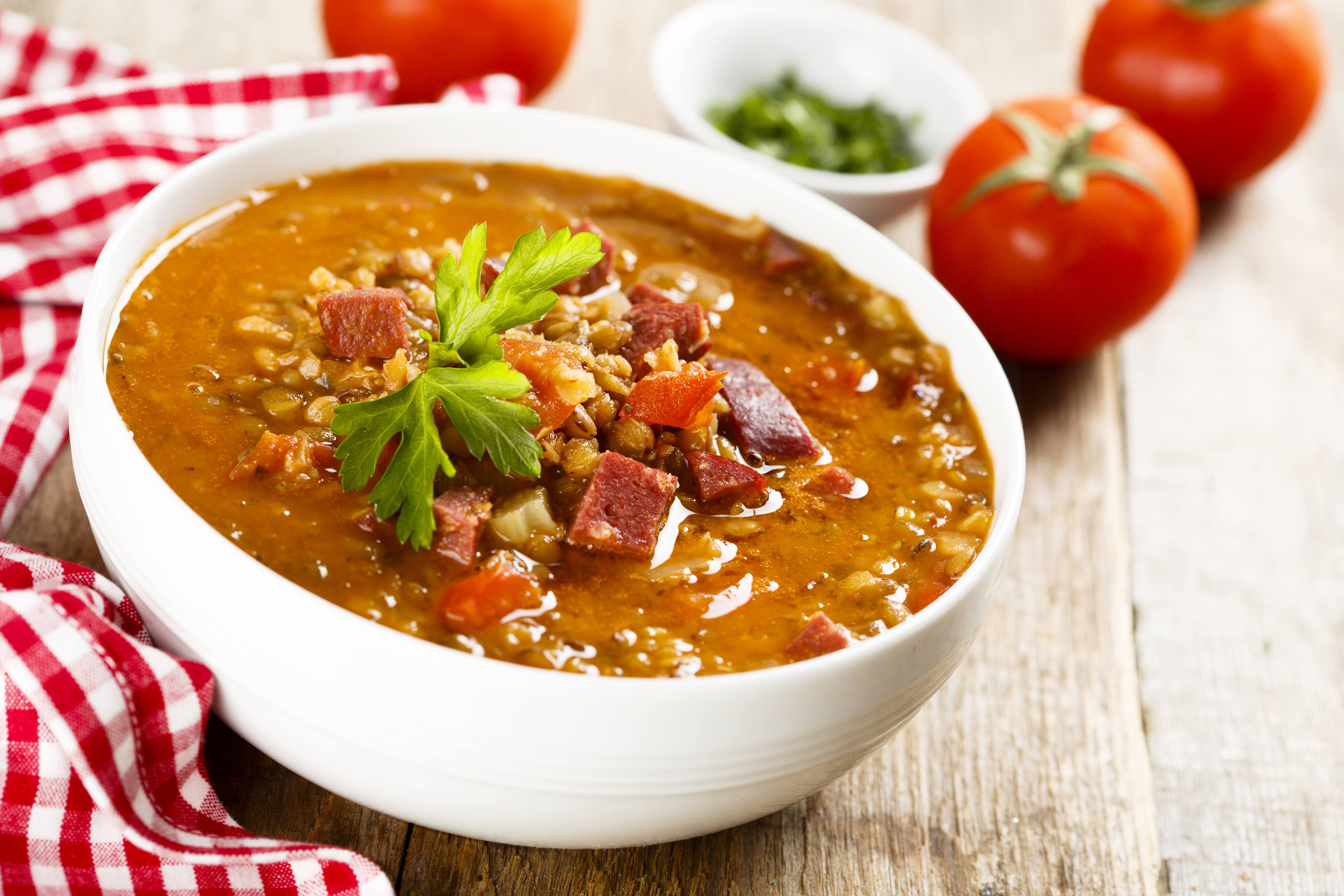 Lentejas Criollas con Chicharrón 25 Minutes  recipe