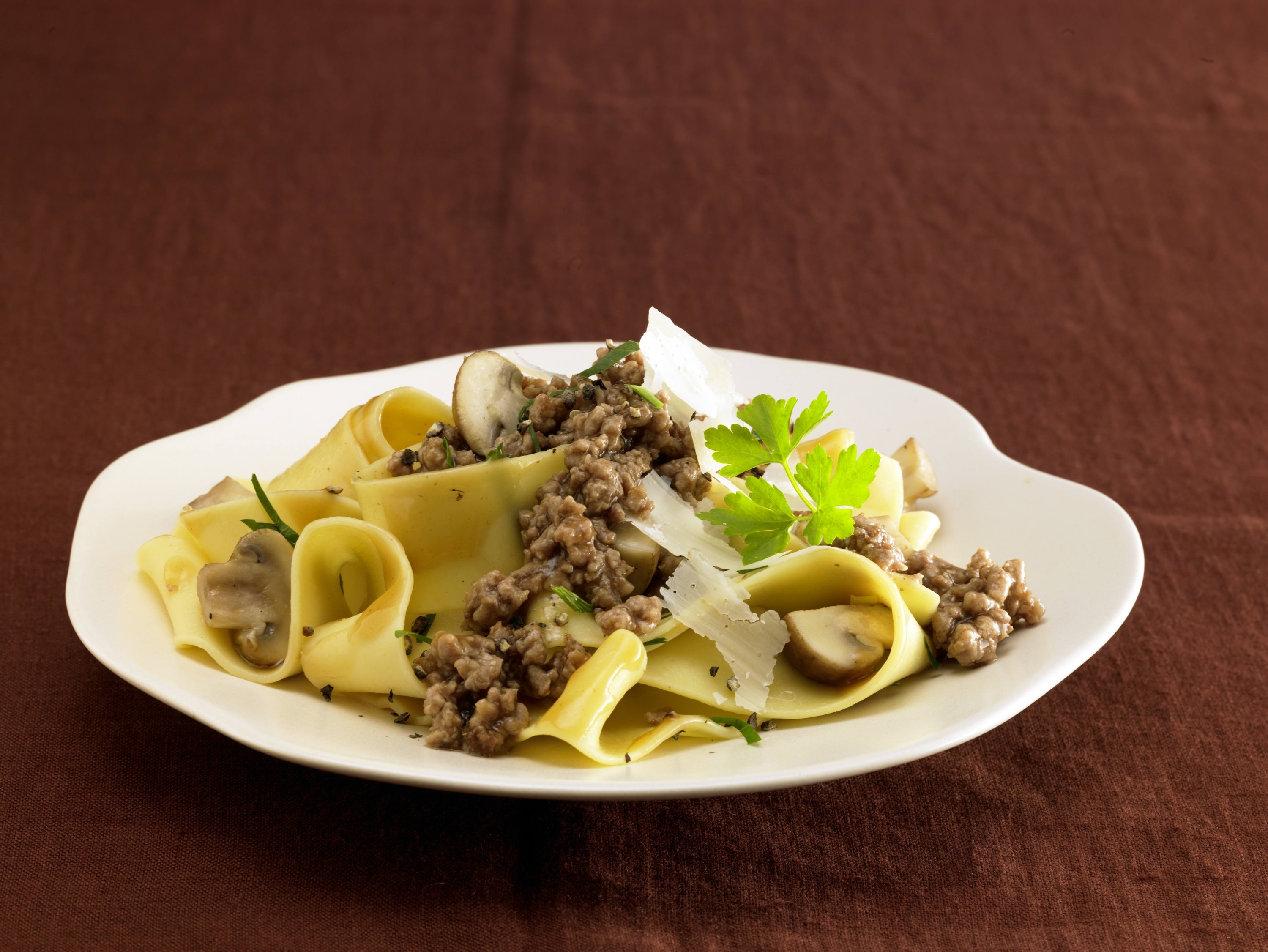 Mondamin - Pappardelle mit Pilz-Kräuter-Bolognese 30 Minuten  recipe