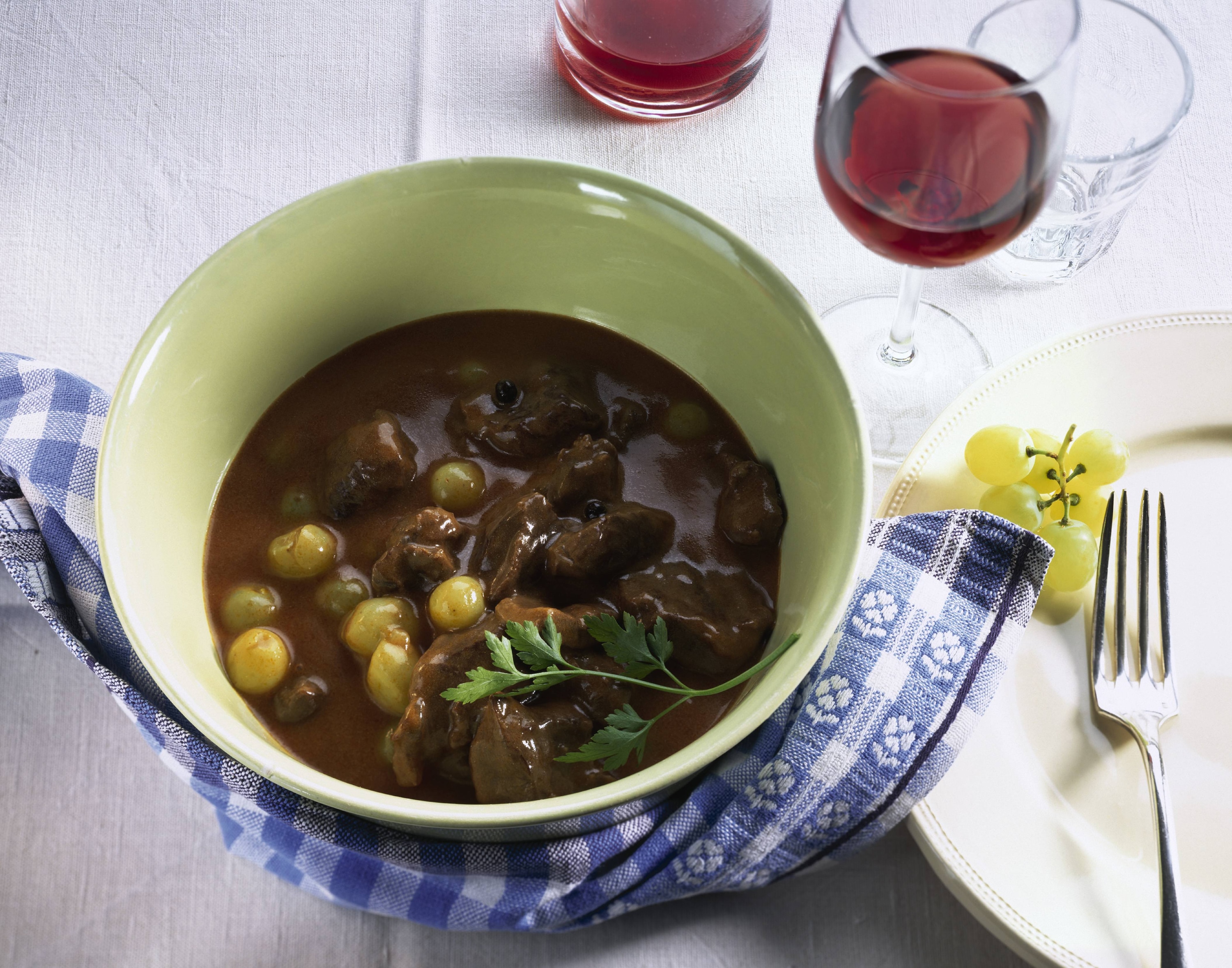 Mondamin - Hirschragout mit Trauben