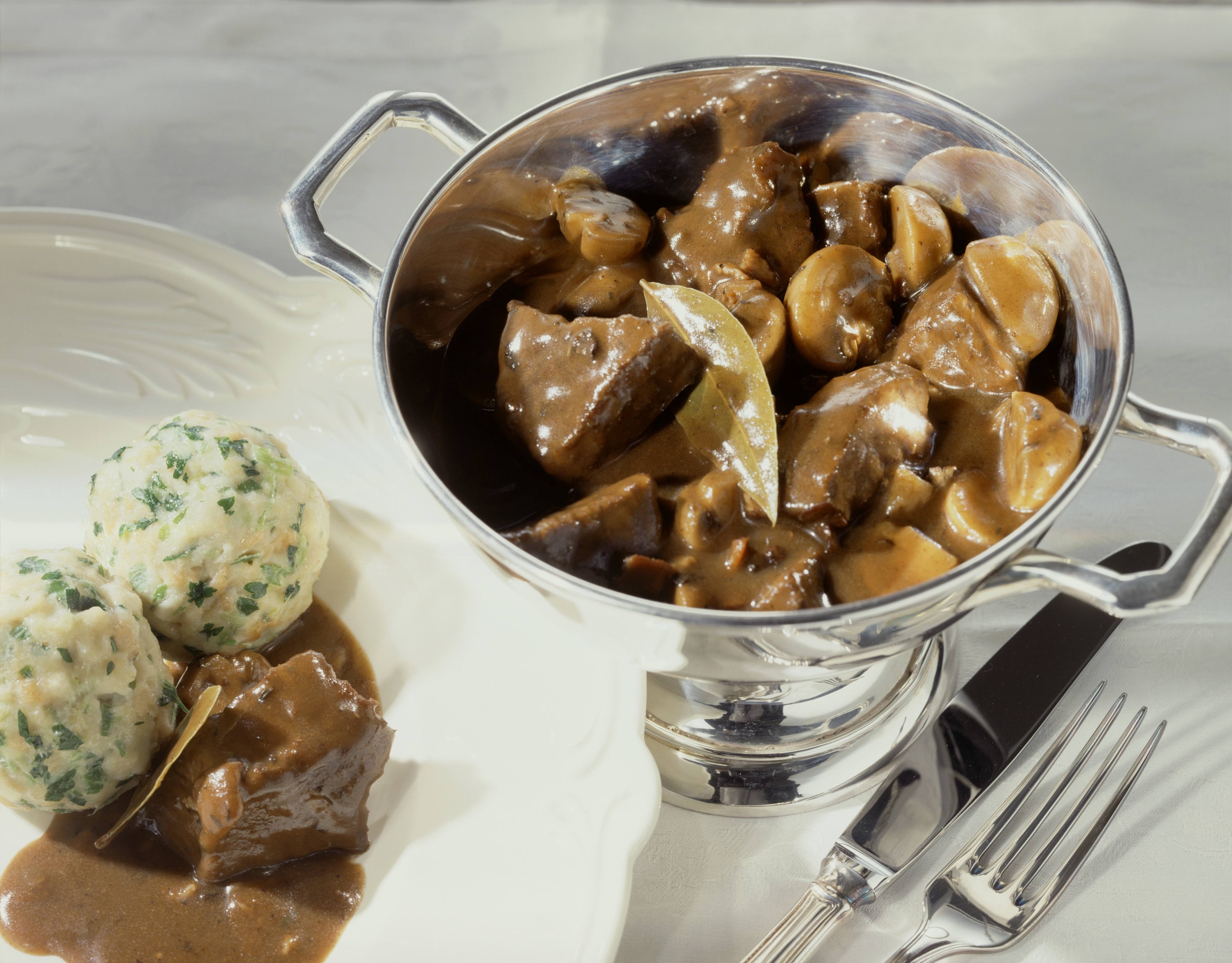 Mondamin - Wildgulasch mit Pilzen
