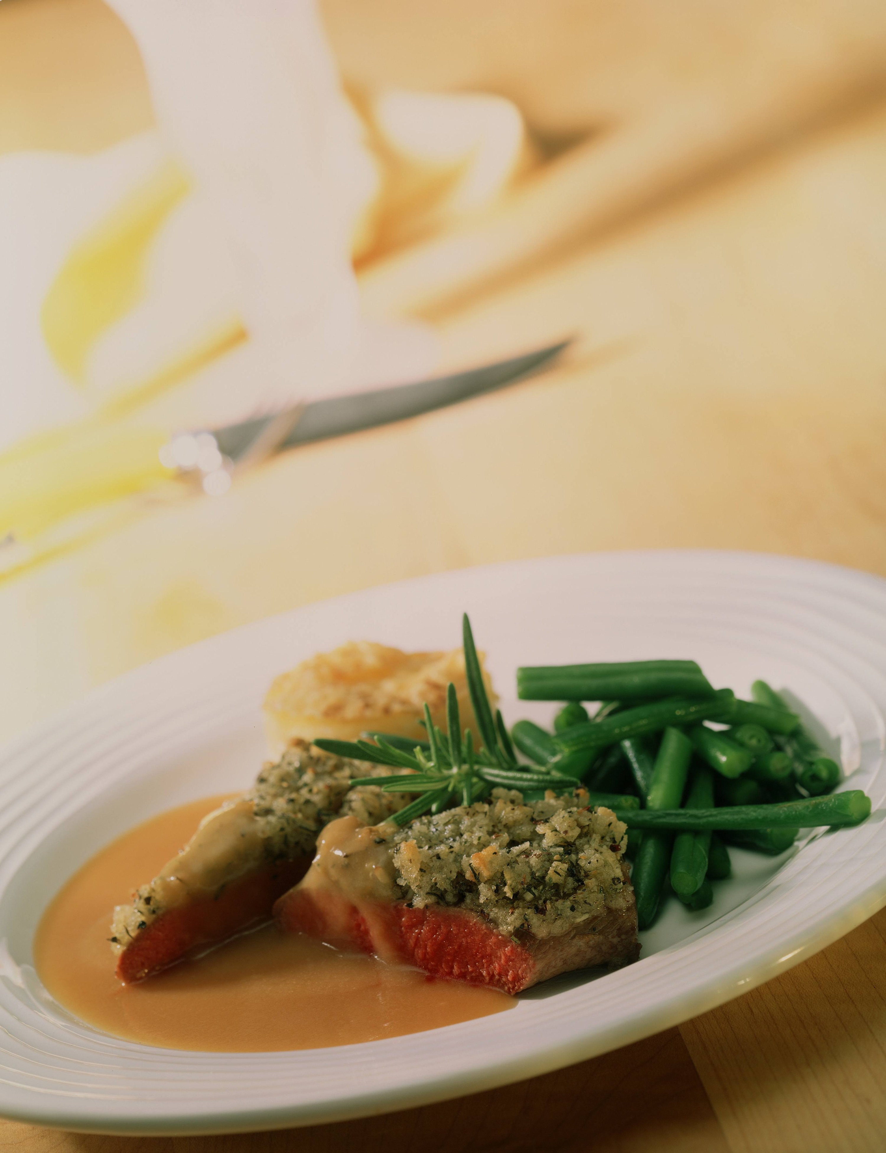 Mondamin - Lammrücken mit Kräuterkruste