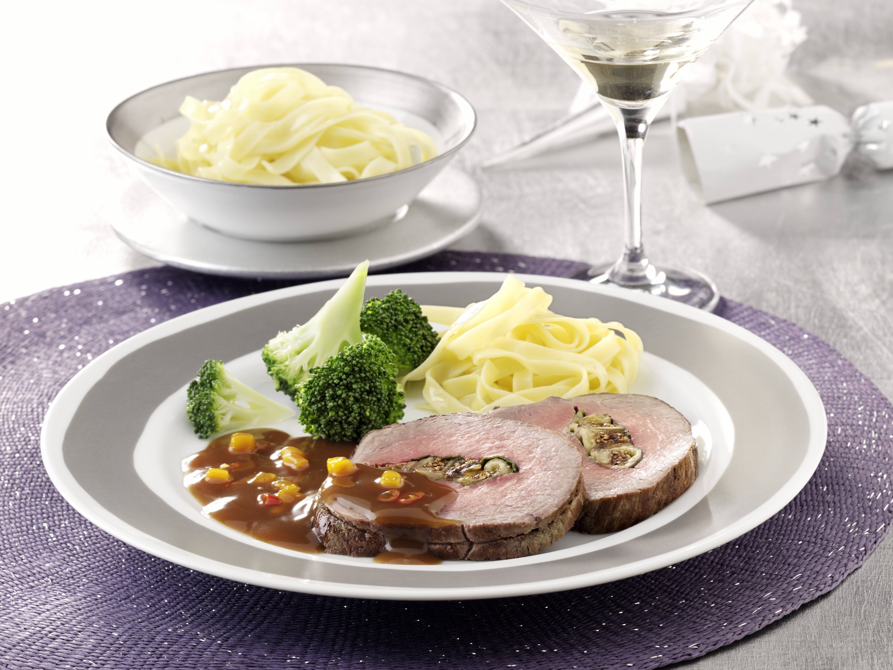 Mondamin - Gefülltes Rinderfilet mit Kürbis-Chili-Sauce