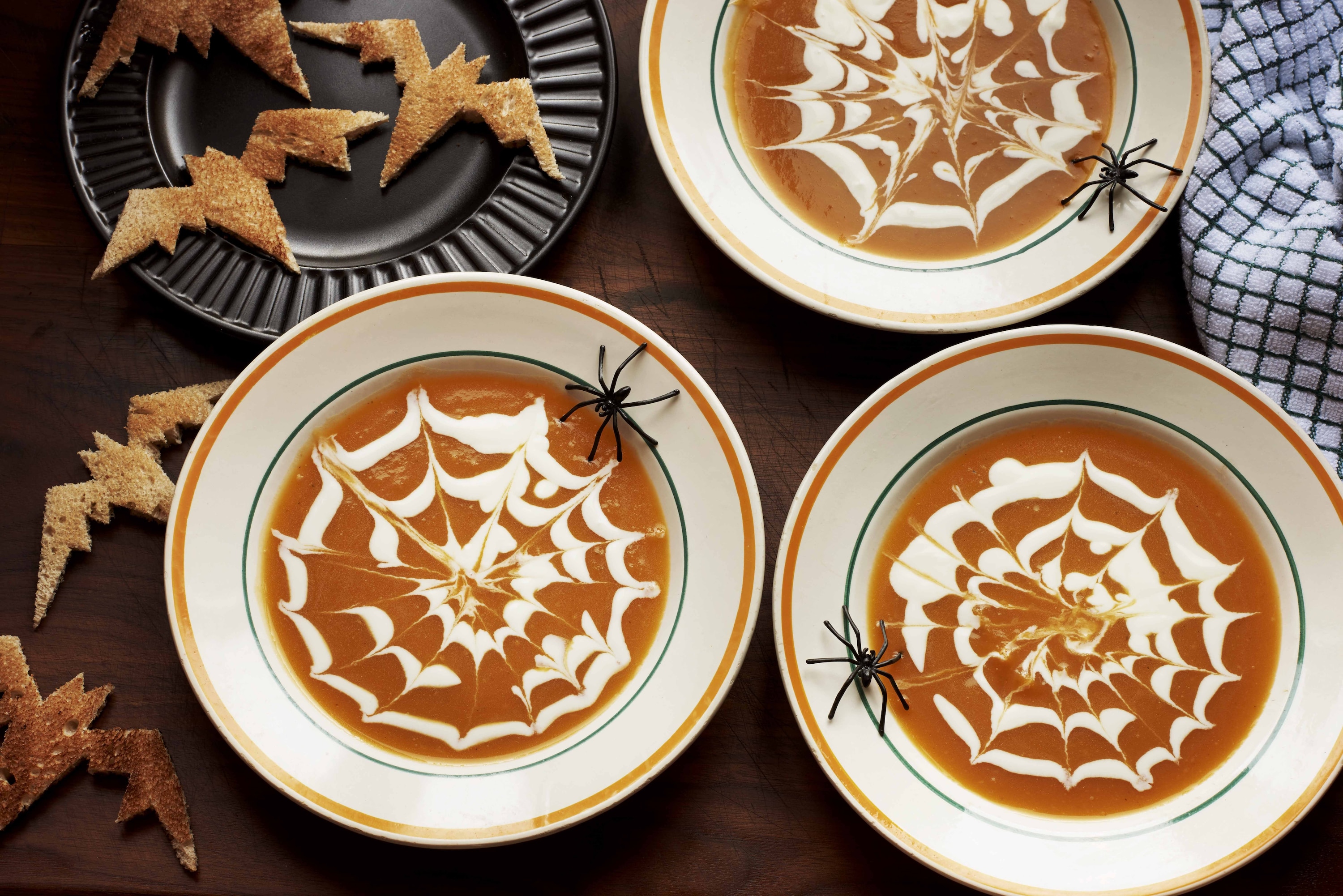 Witches spookily spectacular pumpkin & ginger brew