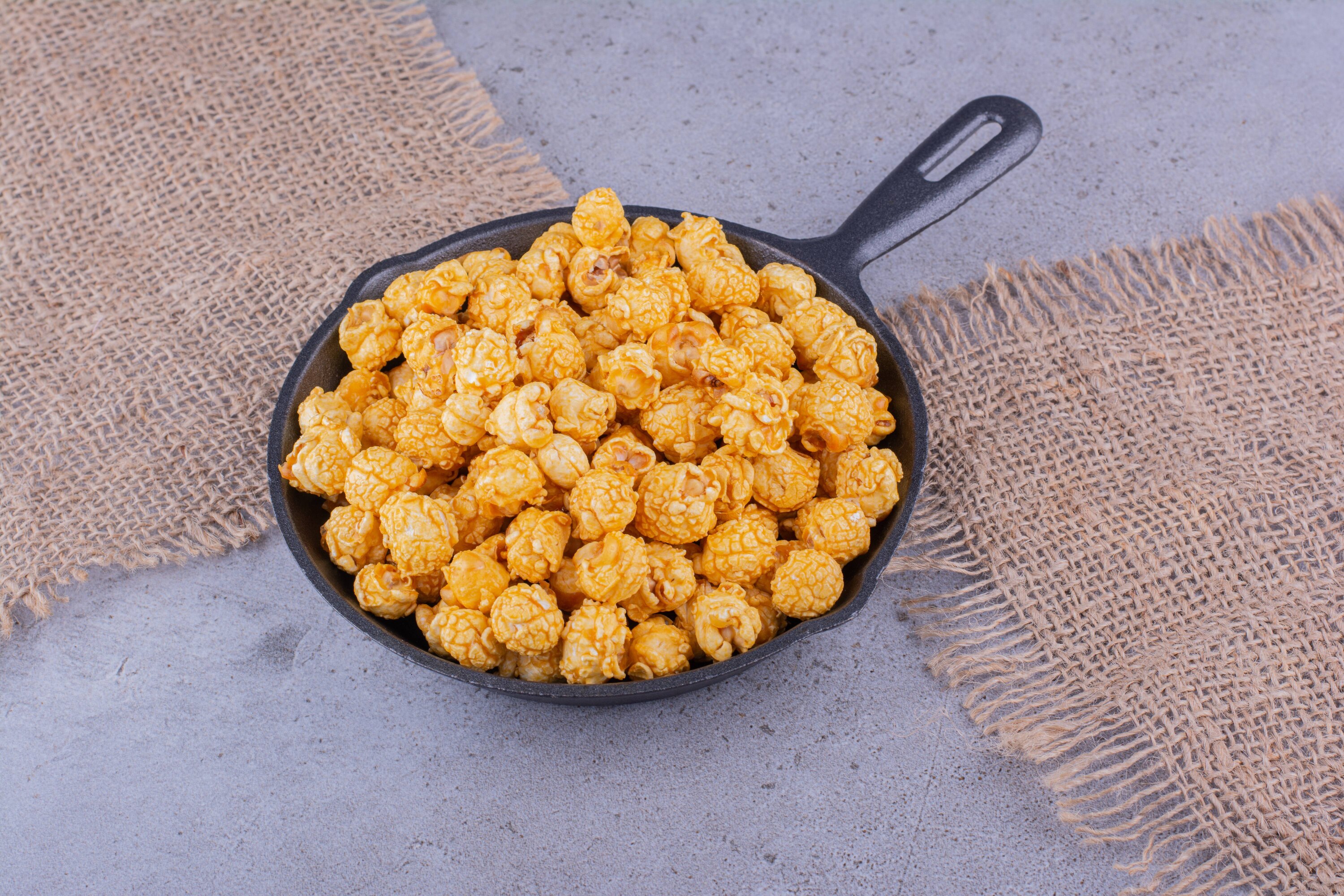 Popcorn en Mantequilla de Parmesano 15 Minutes  recipe