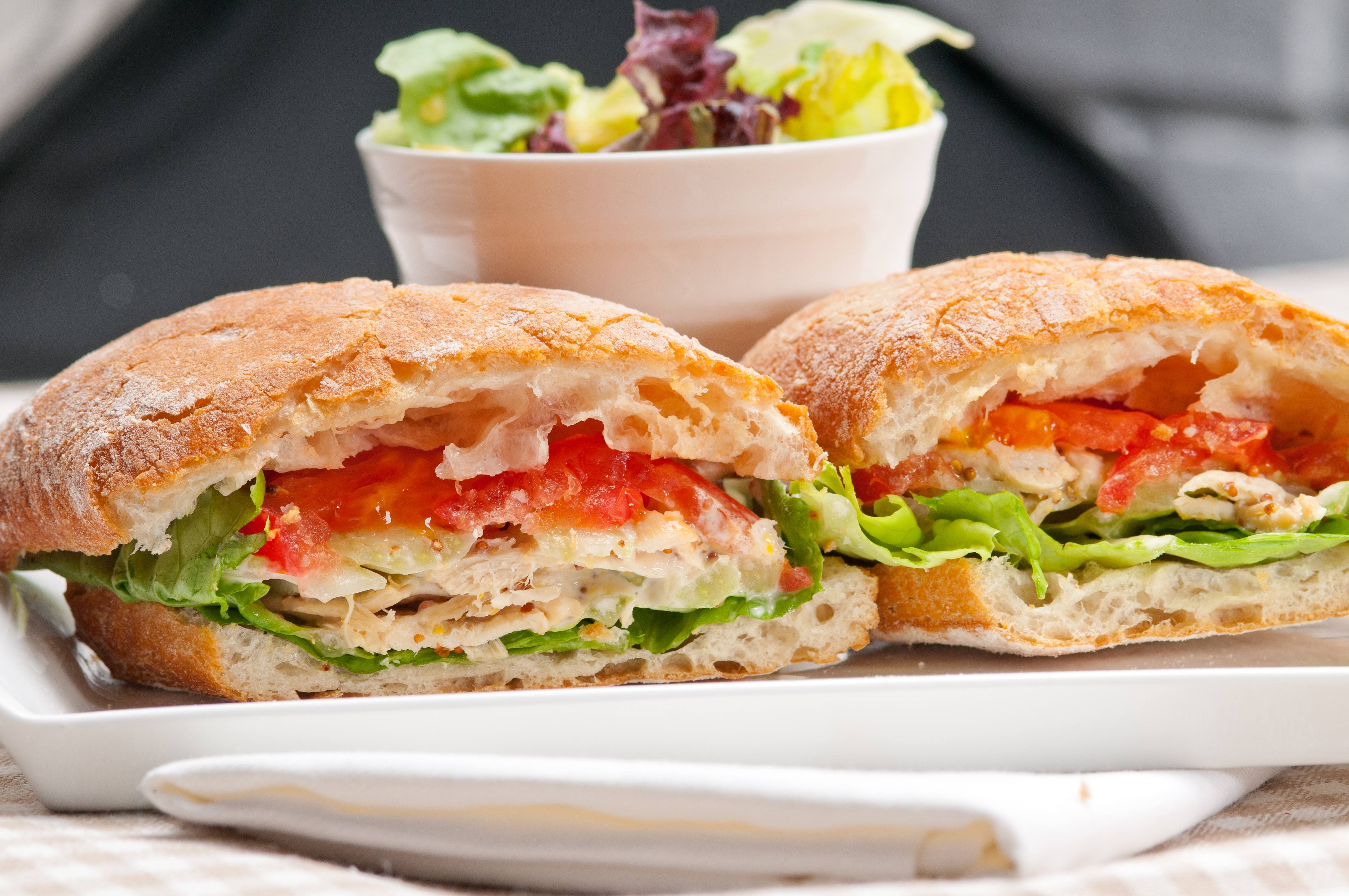 Sándwich de Pollo Esponfladito