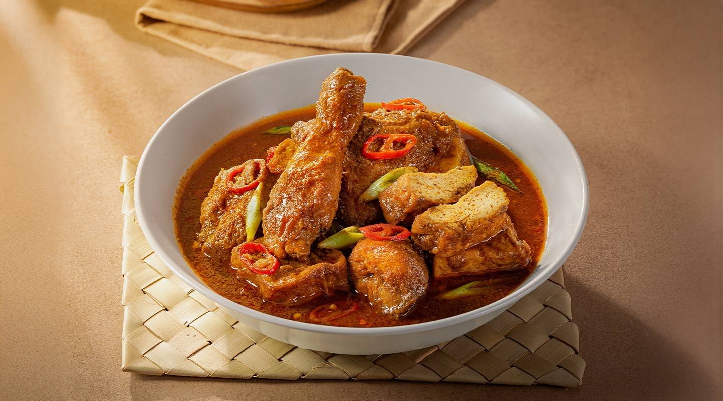 semur ayam tahu pedas