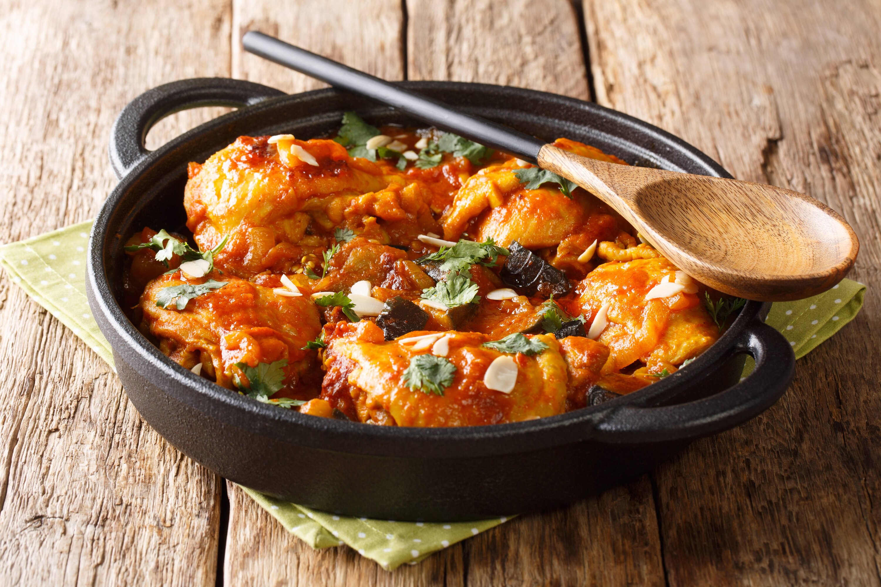 Pollo Guisado