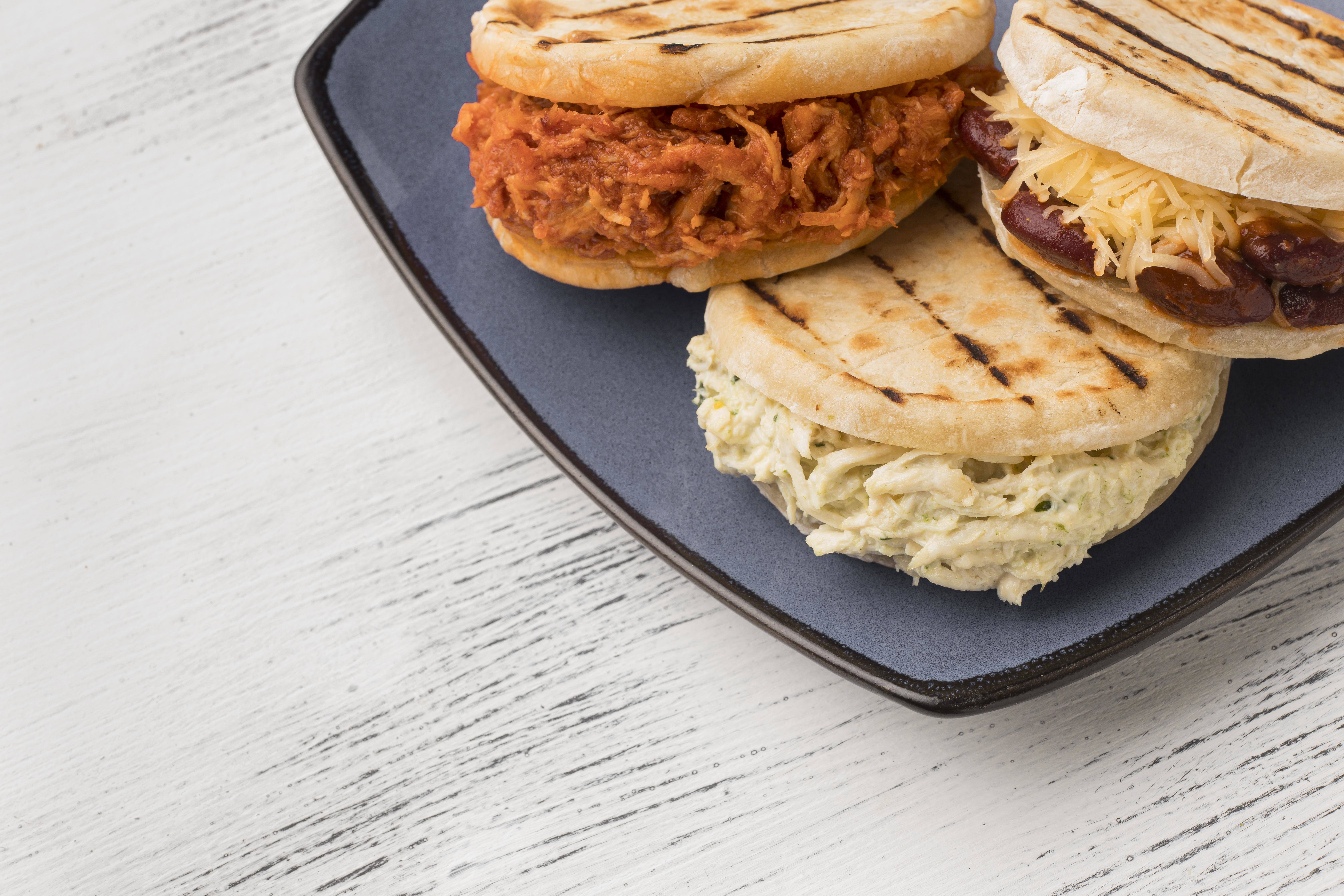 Arepas de Huevo con Chorizo