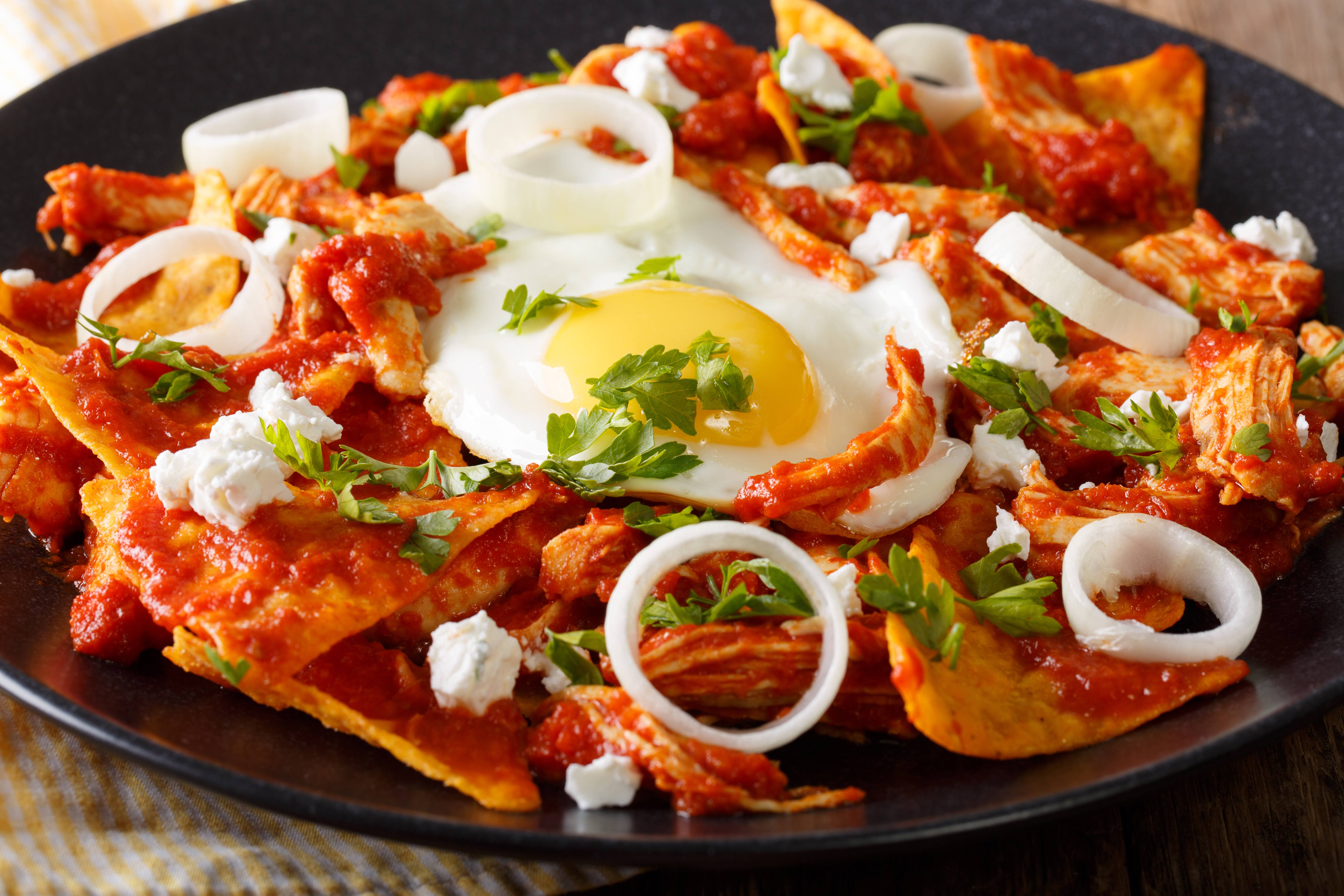 Chilaquiles de Pollo al Chipotle