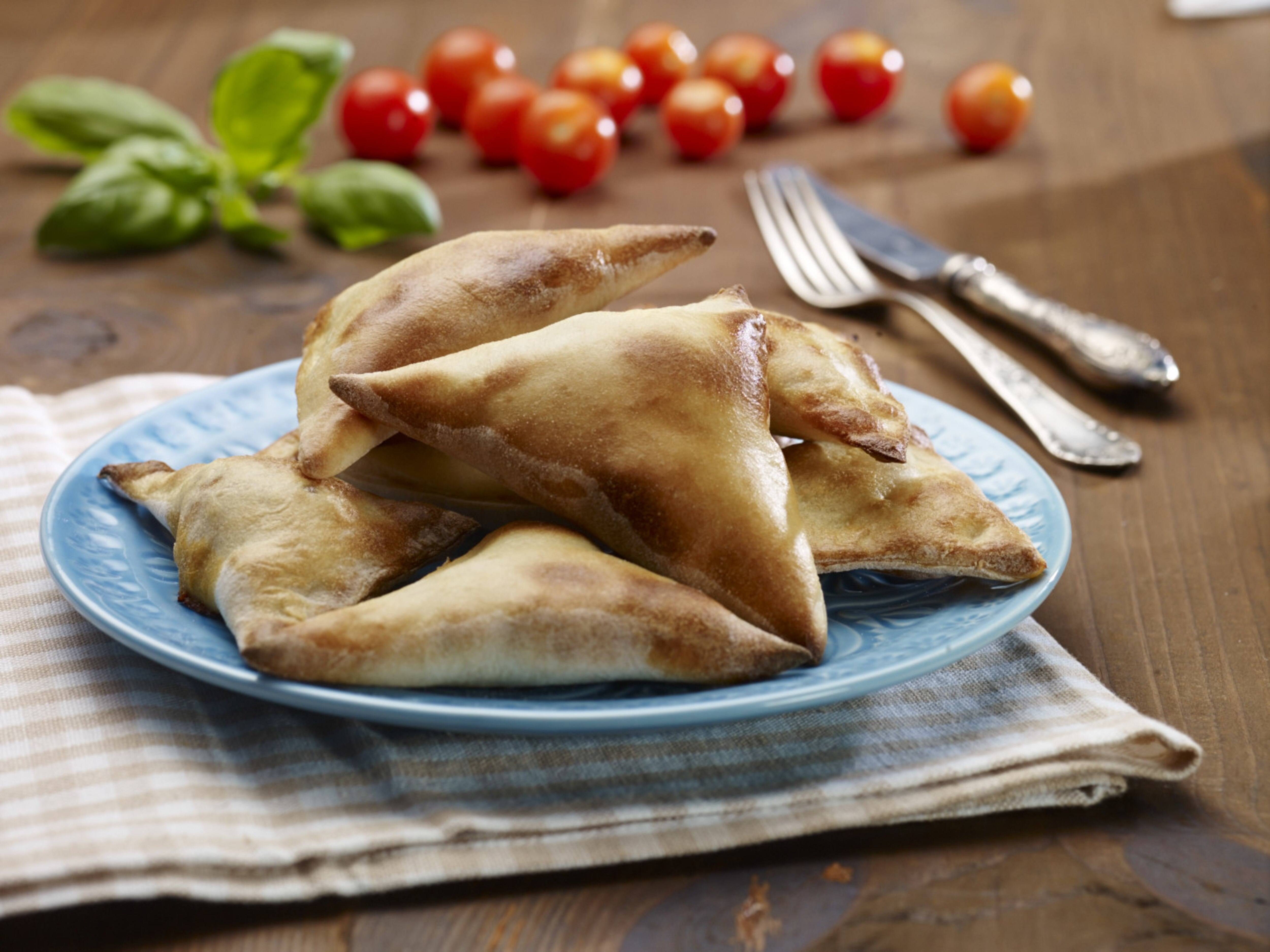 Πίτσα Bolognese a la Samosa