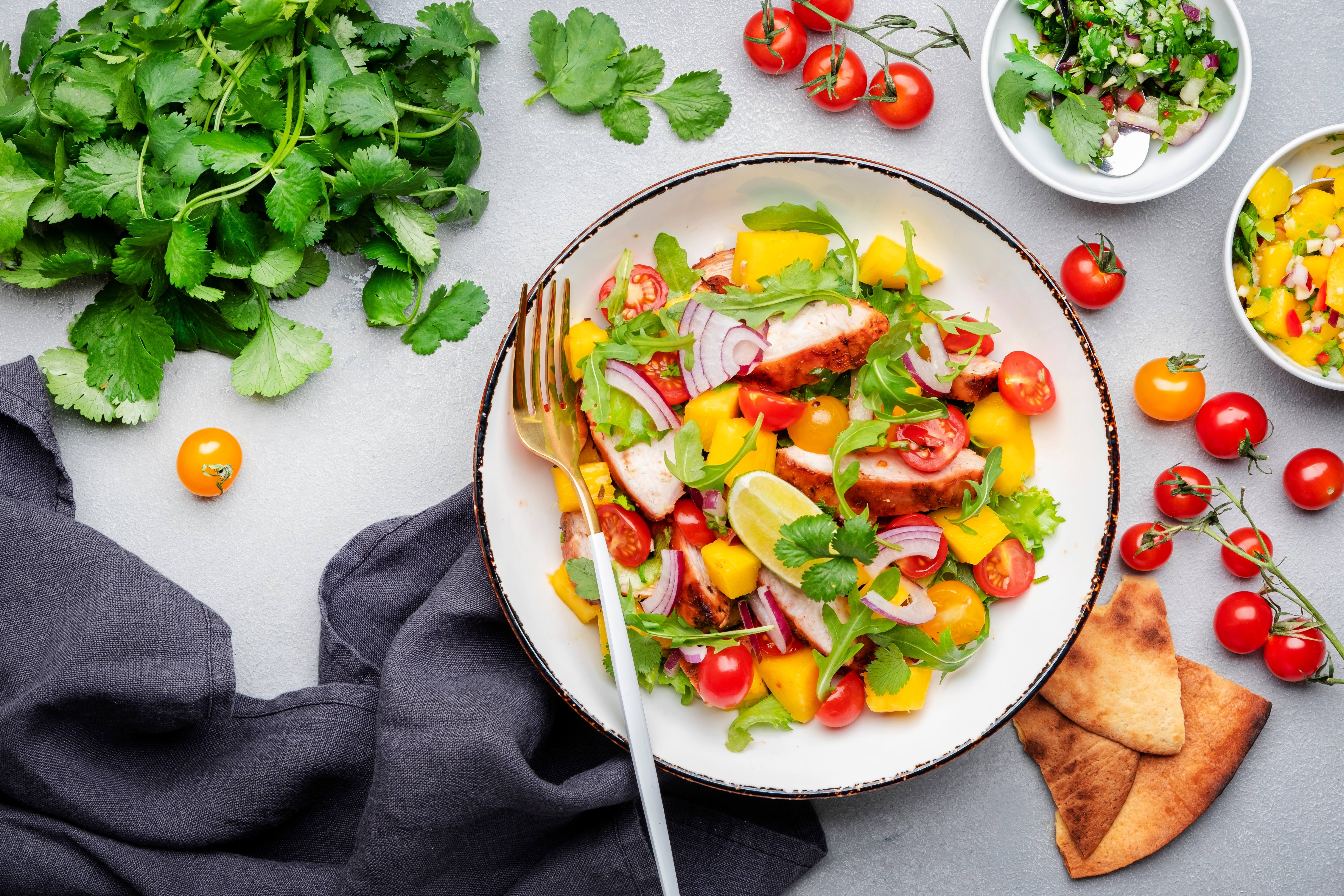 Ensalada de Mango con Aderezo de Maracuyá