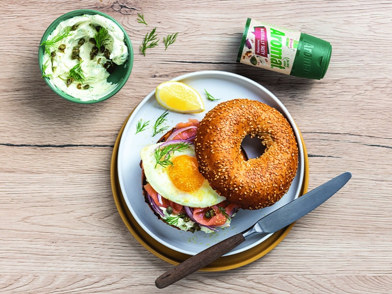Smoked salmon and egg bagel sandwich