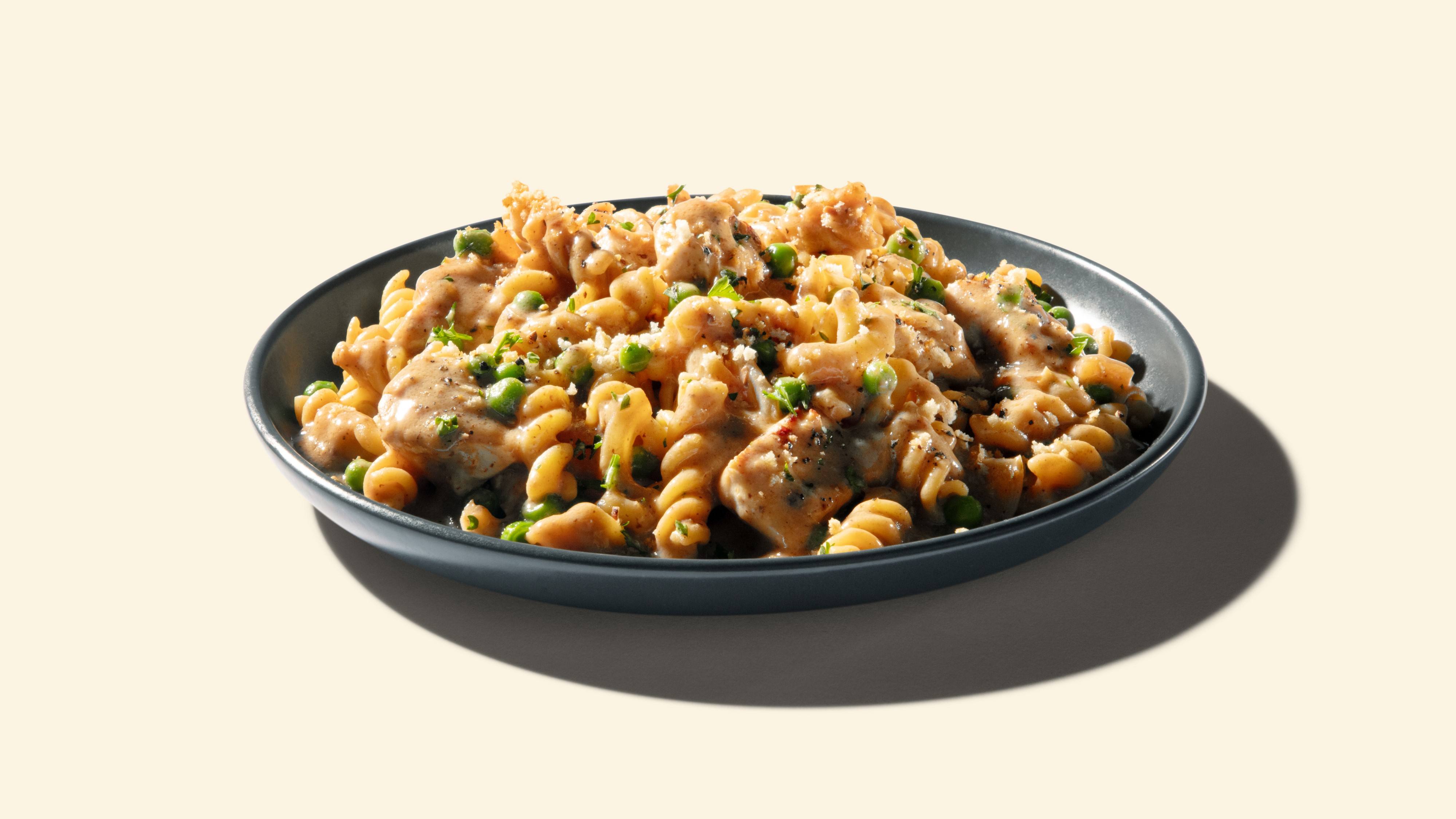 Creamy Chicken & Peas Pasta