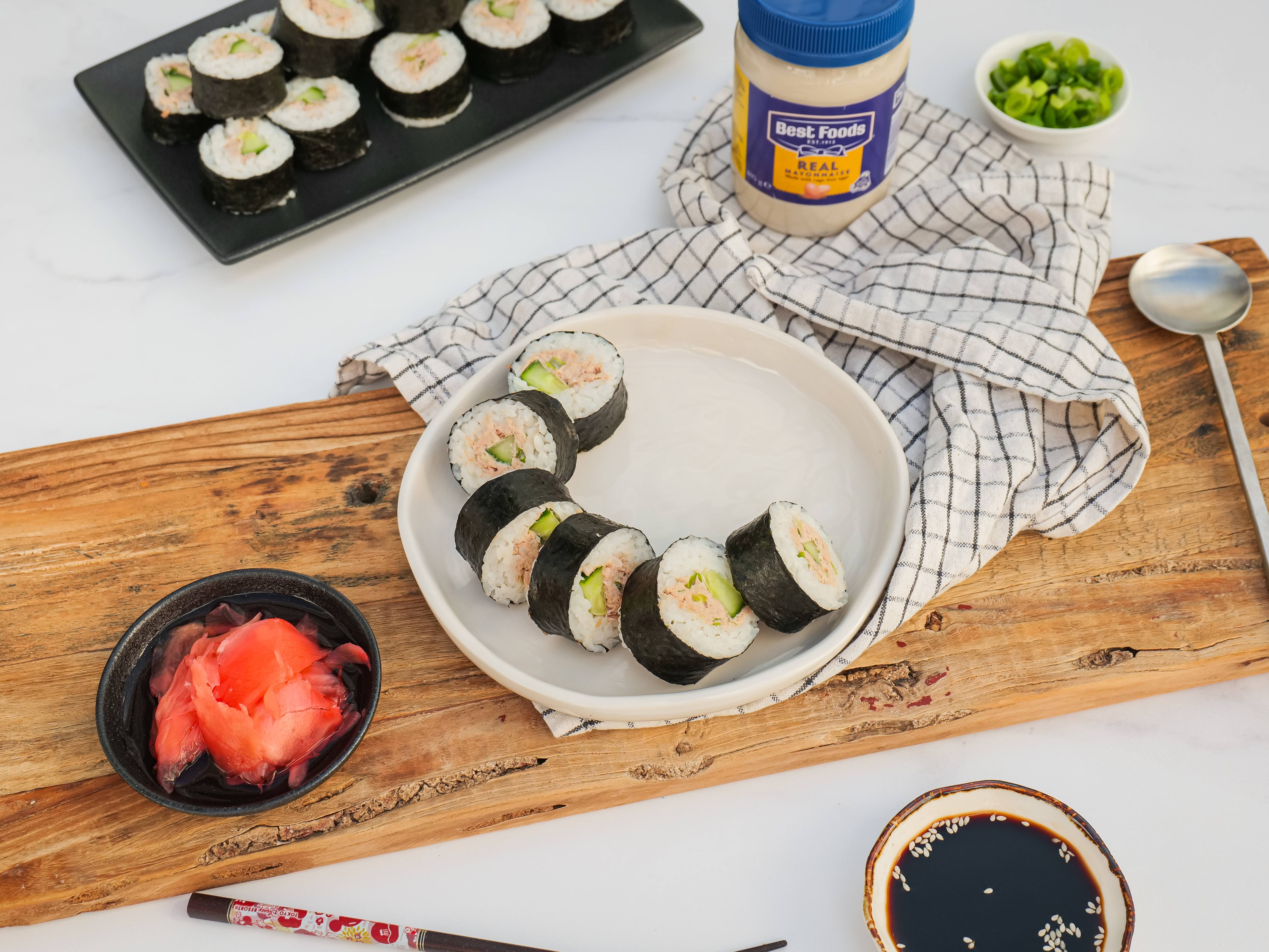 Creamy Tuna Sushi 35 Mins  recipe