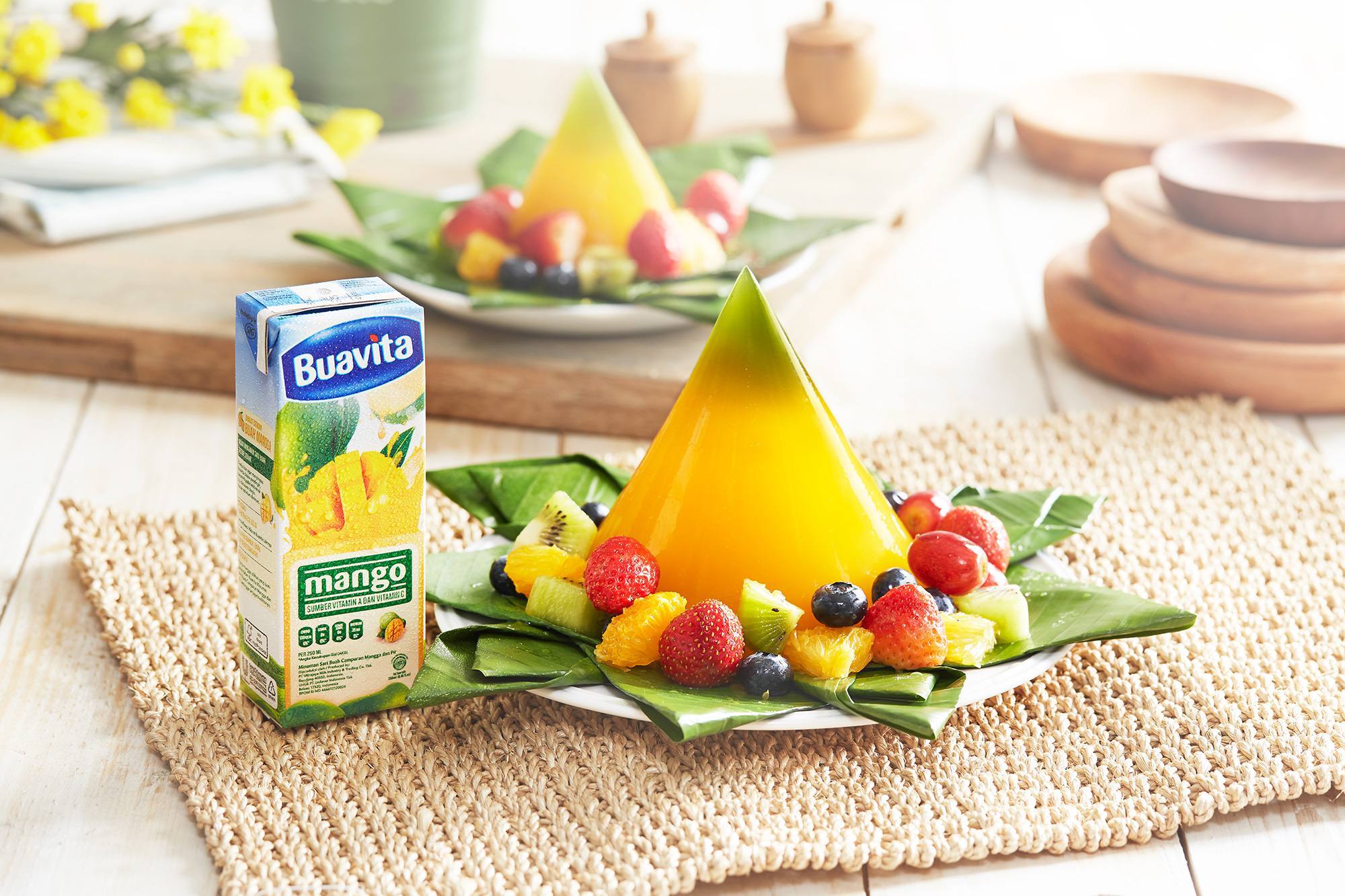 TUMPENG BUAH BUAVITA