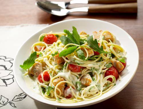 Rucola-Pasta mit Frischkäsesauce