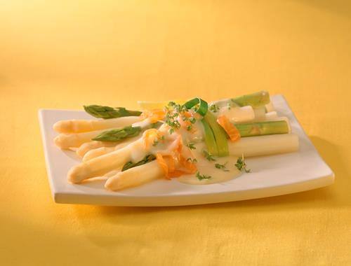 Spargel in Lachs-Kresse-Sauce