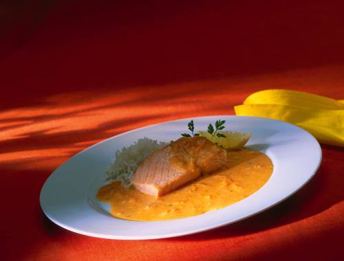Karotten-Ingwer-Sauce z. B. zu Lachsfilet