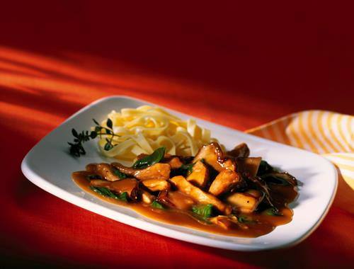 Spinat-Steinpilz-Sauce