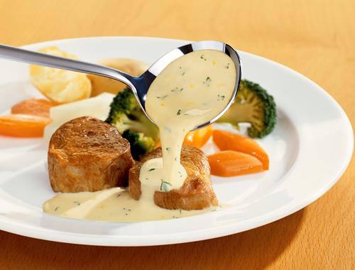 Brunnenkresse-Eier-Sauce z. B. zu Schweinemedaillons