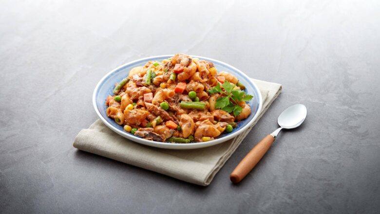 Resipi Macaroni Masak Ikan Sardin dan Kicap Manis Mayonis