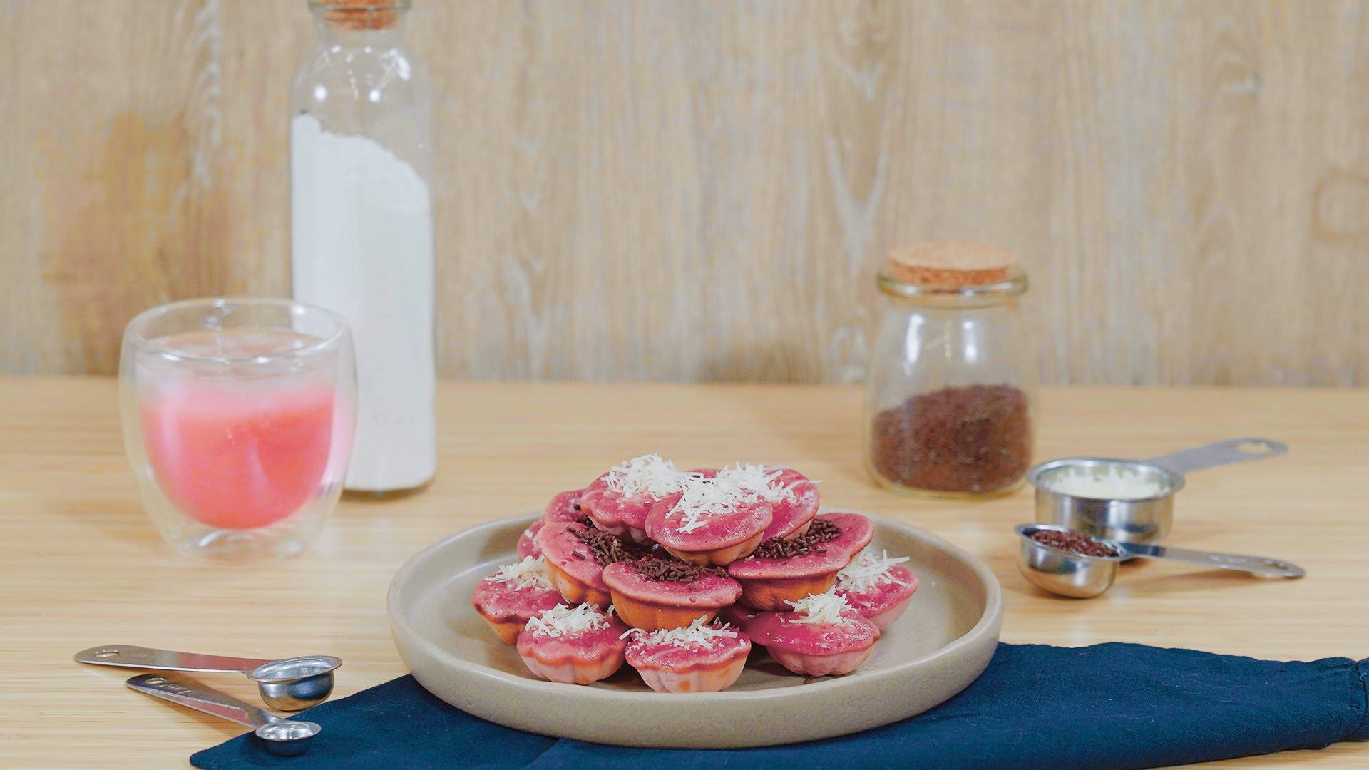 Resep Kue Cubit Merah Jambu, Camilan Manis dan Cantik - MAHI