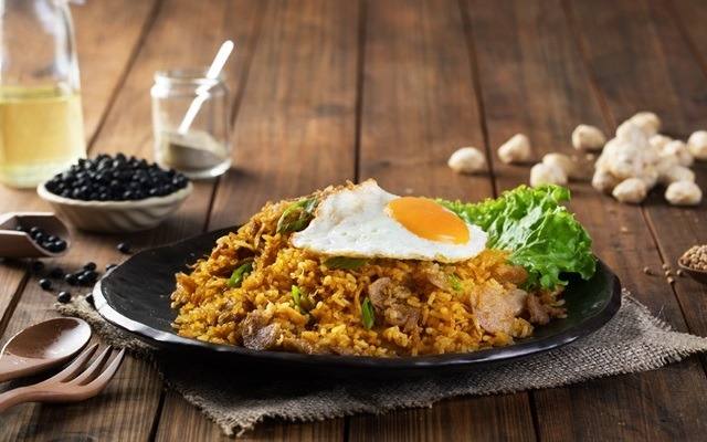 Resep Nasi Goreng Bumbu Opor - Masak Apa Hari Ini?