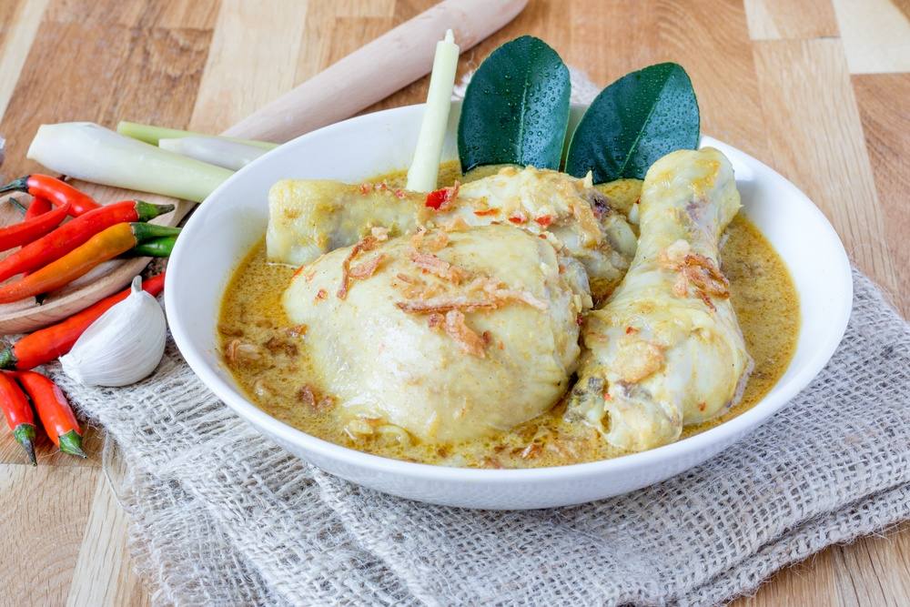 Resep Opor Ayam Kecombrang - MAHI